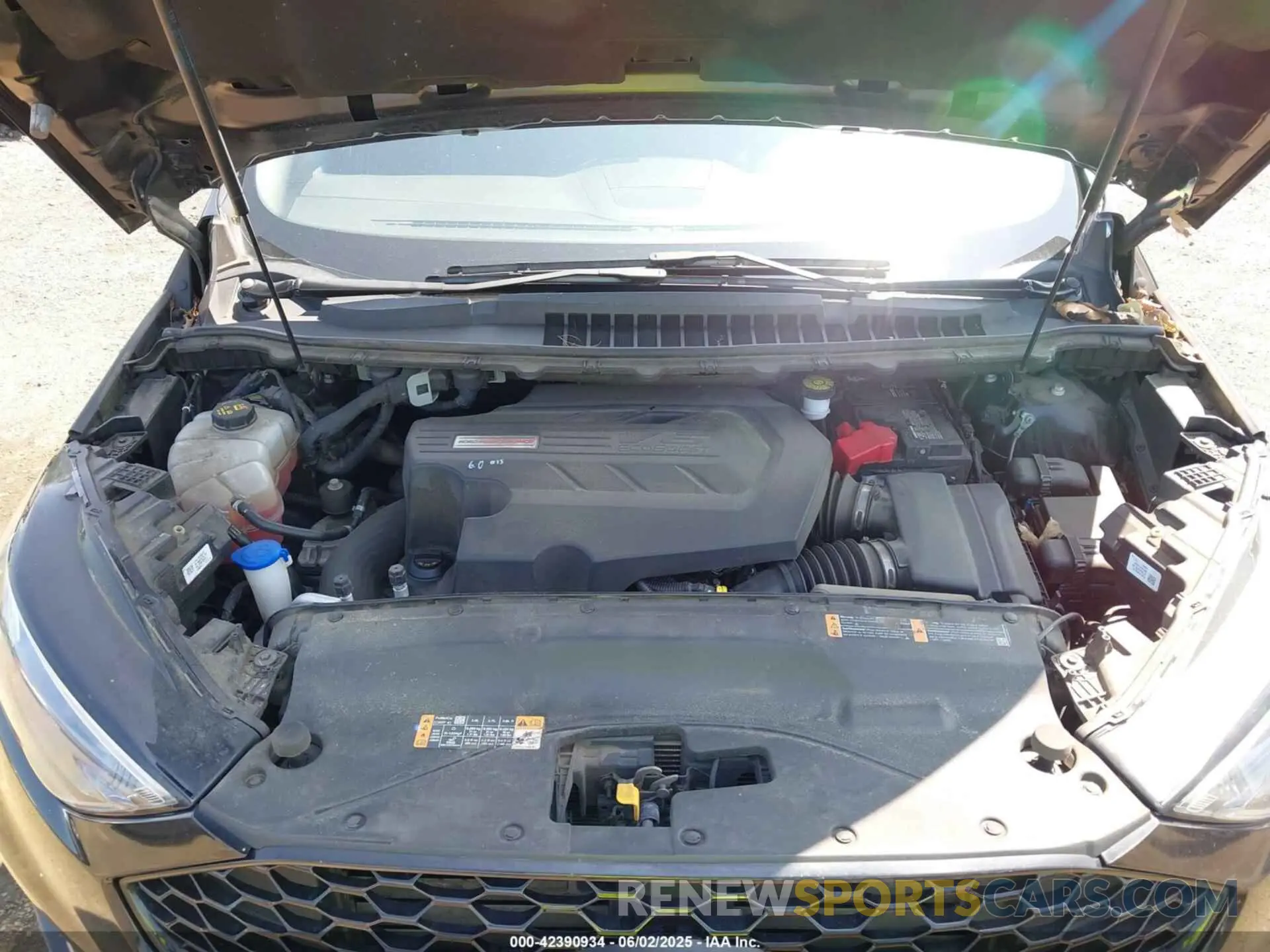 10 Photograph of a damaged car 2FMPK4AP9KBB84685 FORD EDGE 2019