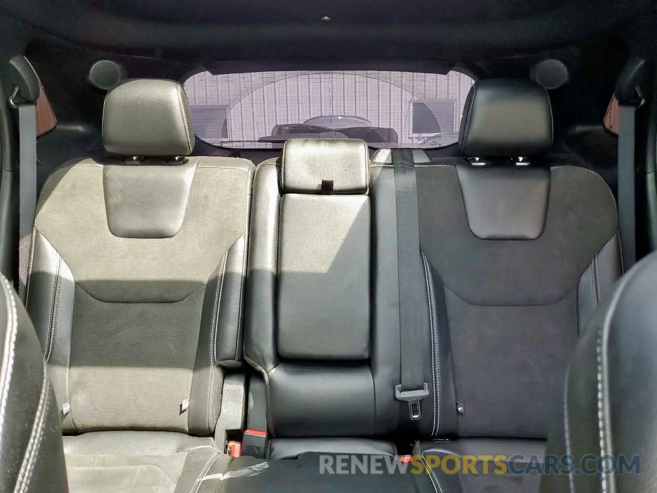 10 Photograph of a damaged car 2FMPK4AP9KBC10606 FORD EDGE 2019