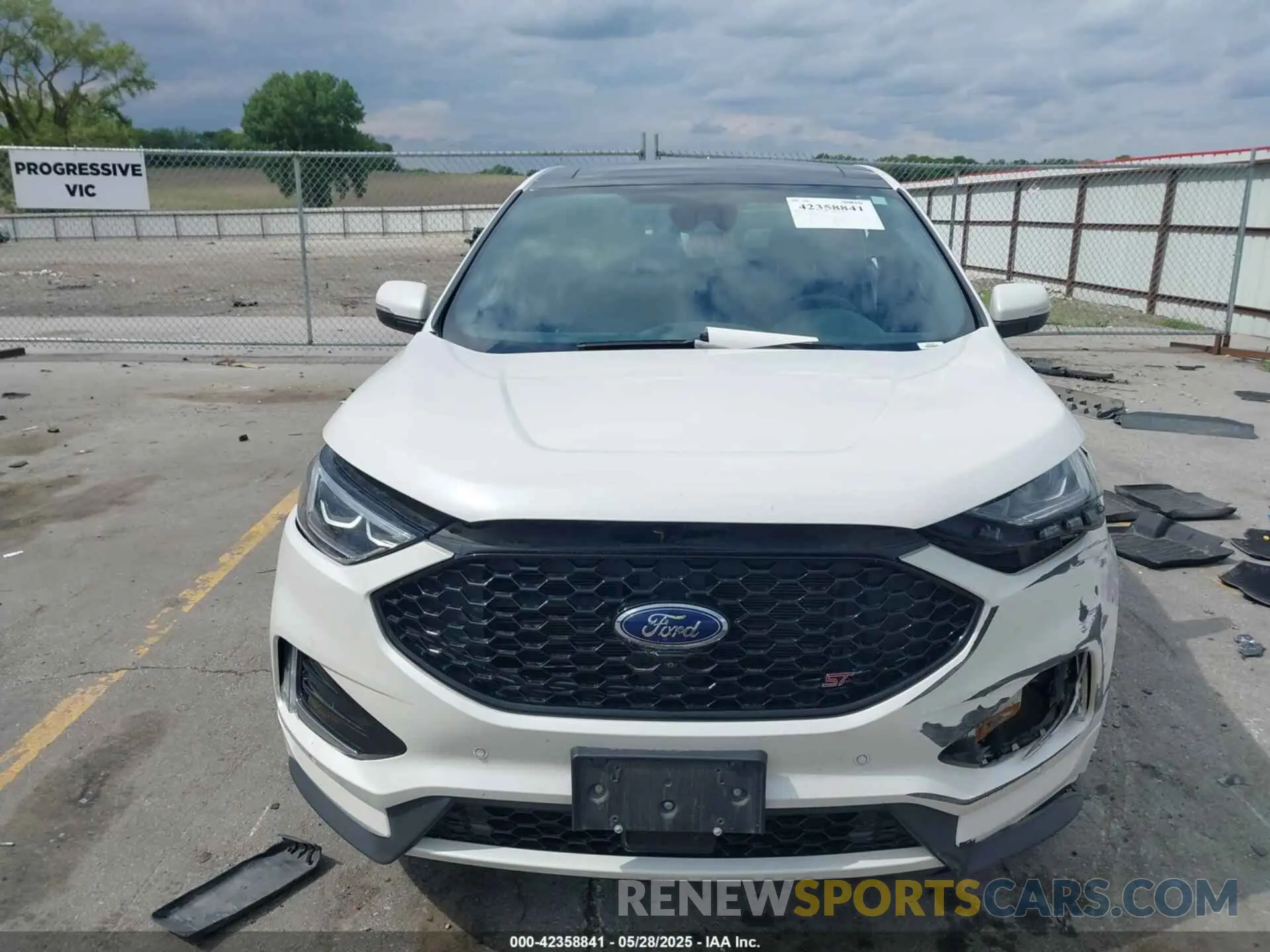 12 Photograph of a damaged car 2FMPK4AP9KBC38728 FORD EDGE 2019