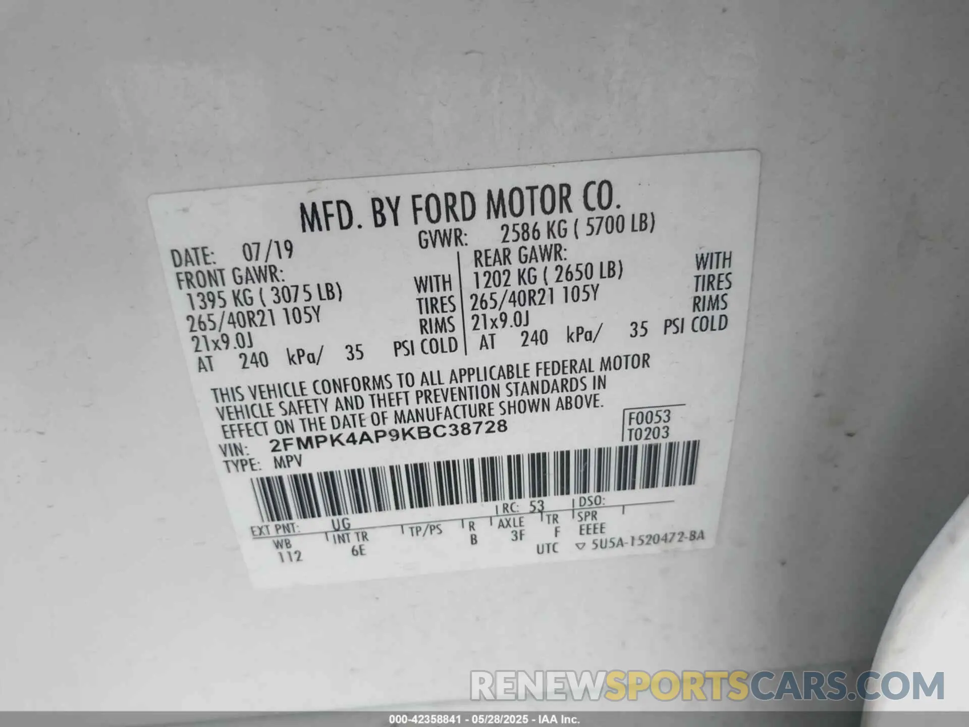 9 Photograph of a damaged car 2FMPK4AP9KBC38728 FORD EDGE 2019