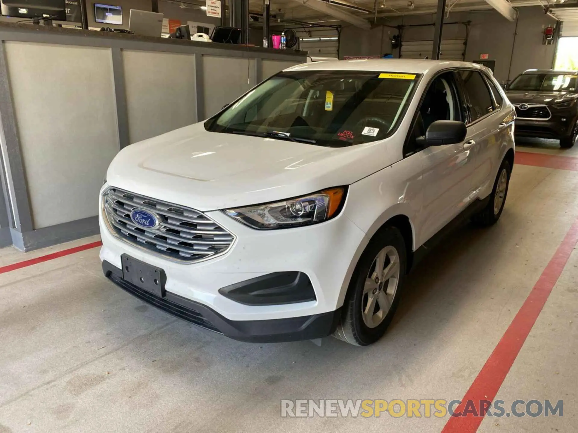 13 Photograph of a damaged car 2FMPK4G91KBB77304 FORD EDGE 2019