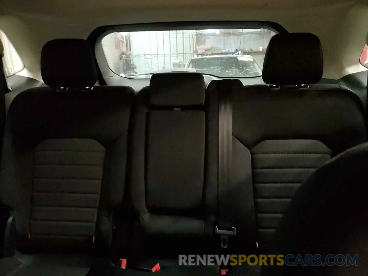 10 Photograph of a damaged car 2FMPK4G93KBC00419 FORD EDGE 2019