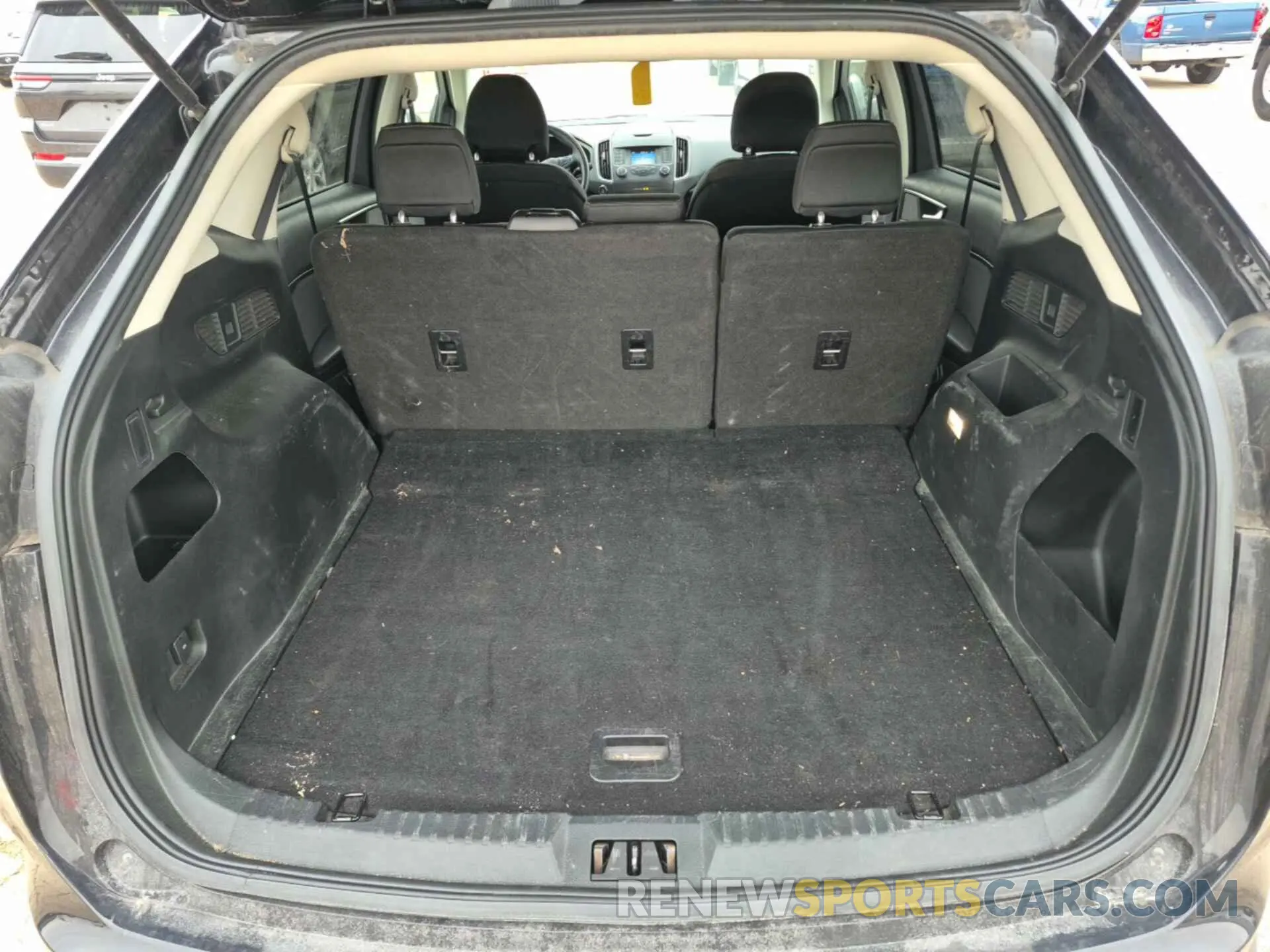 12 Photograph of a damaged car 2FMPK4G97KBB57204 FORD EDGE 2019