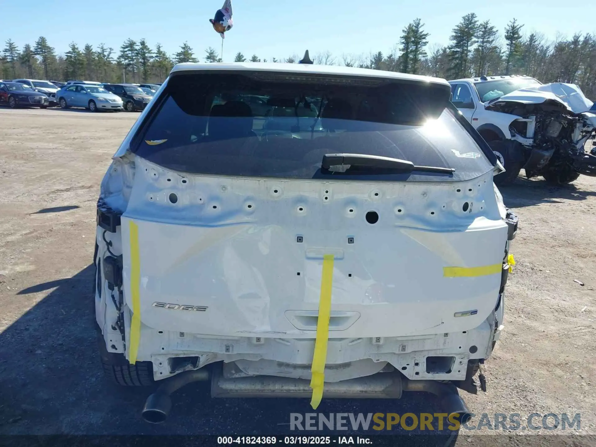 16 Photograph of a damaged car 2FMPK4G98KBC49485 FORD EDGE 2019