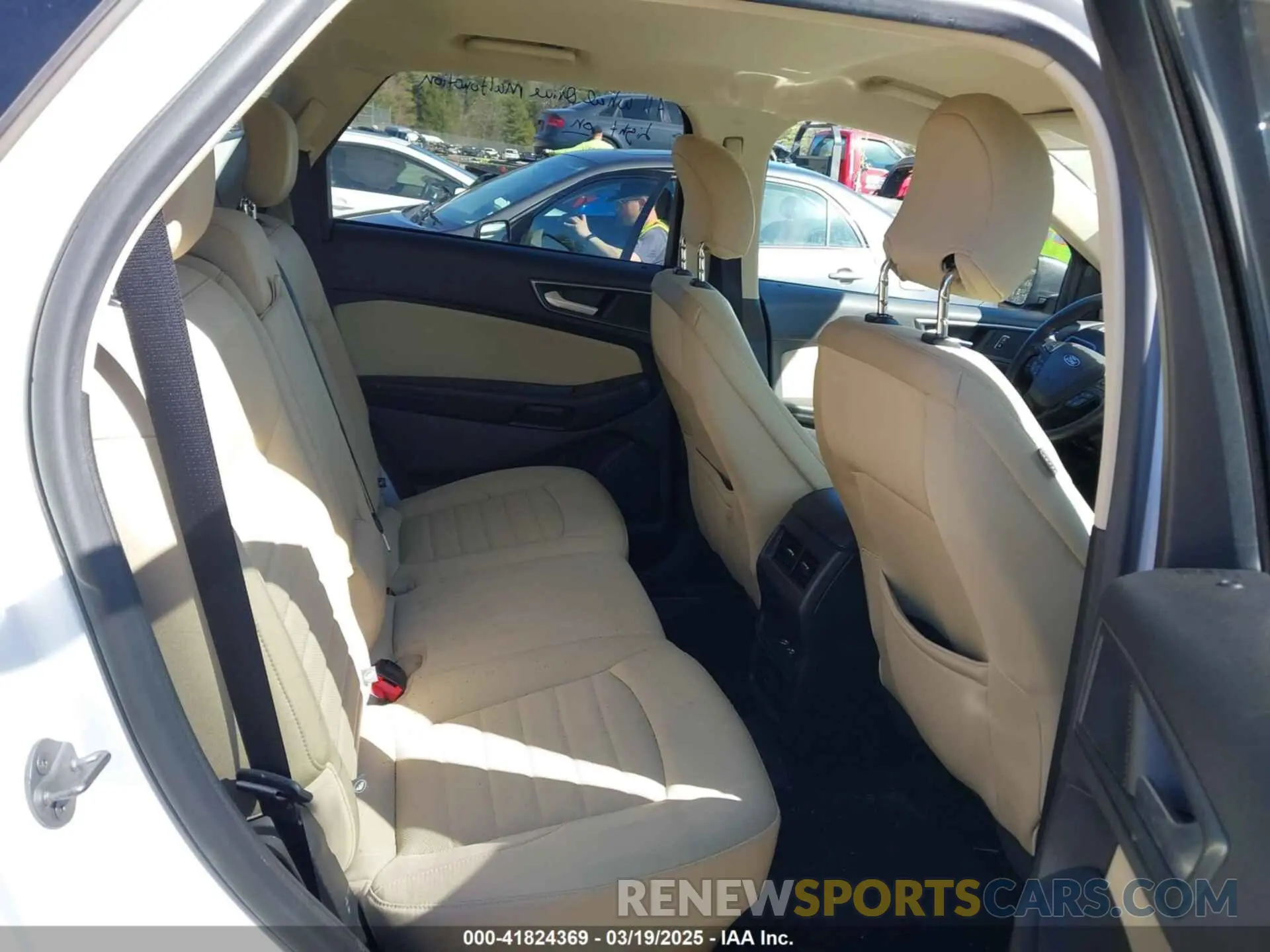 8 Photograph of a damaged car 2FMPK4G98KBC49485 FORD EDGE 2019