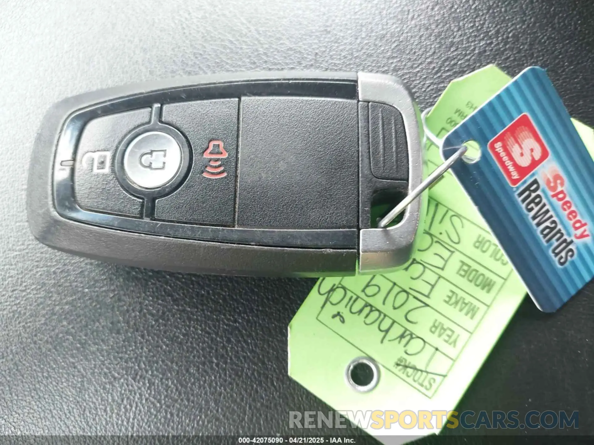 11 Photograph of a damaged car 2FMPK4G99KBB20820 FORD EDGE 2019