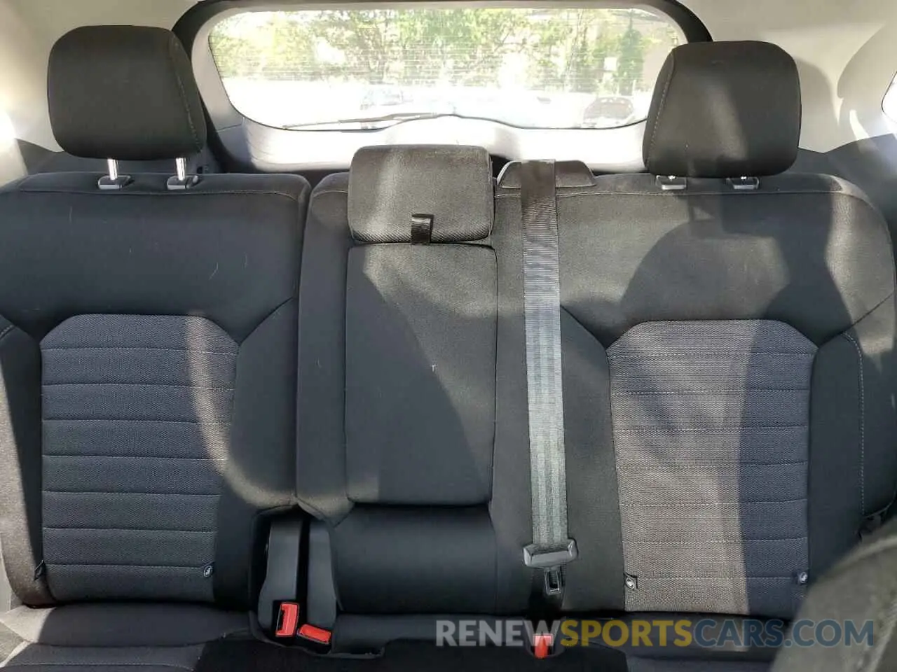 10 Photograph of a damaged car 2FMPK4G9XKBB38131 FORD EDGE 2019