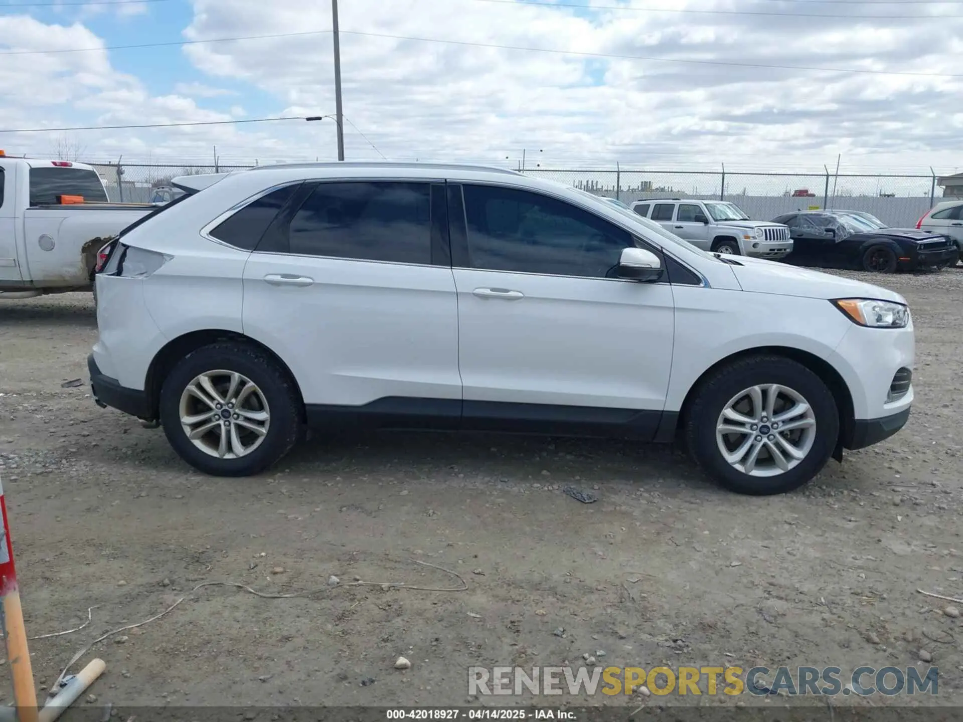 13 Photograph of a damaged car 2FMPK4J91KBB15166 FORD EDGE 2019