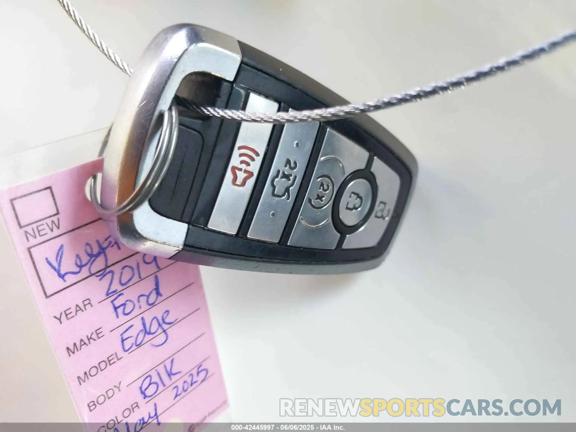 11 Photograph of a damaged car 2FMPK4J91KBC31547 FORD EDGE 2019