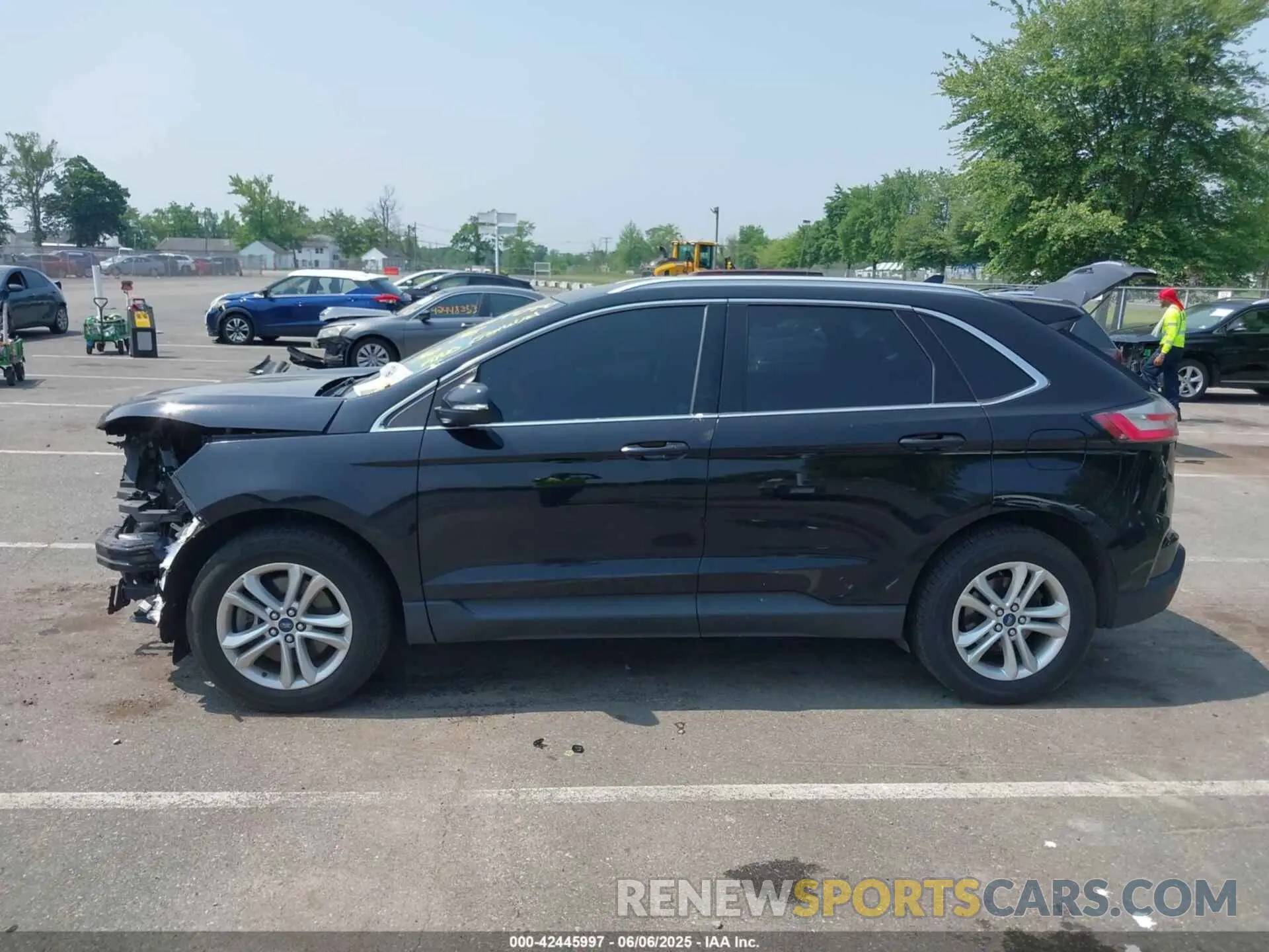 14 Photograph of a damaged car 2FMPK4J91KBC31547 FORD EDGE 2019