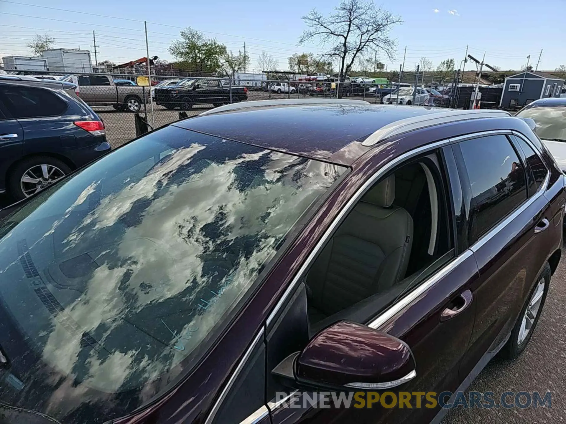 10 Photograph of a damaged car 2FMPK4J92KBB13183 FORD EDGE 2019