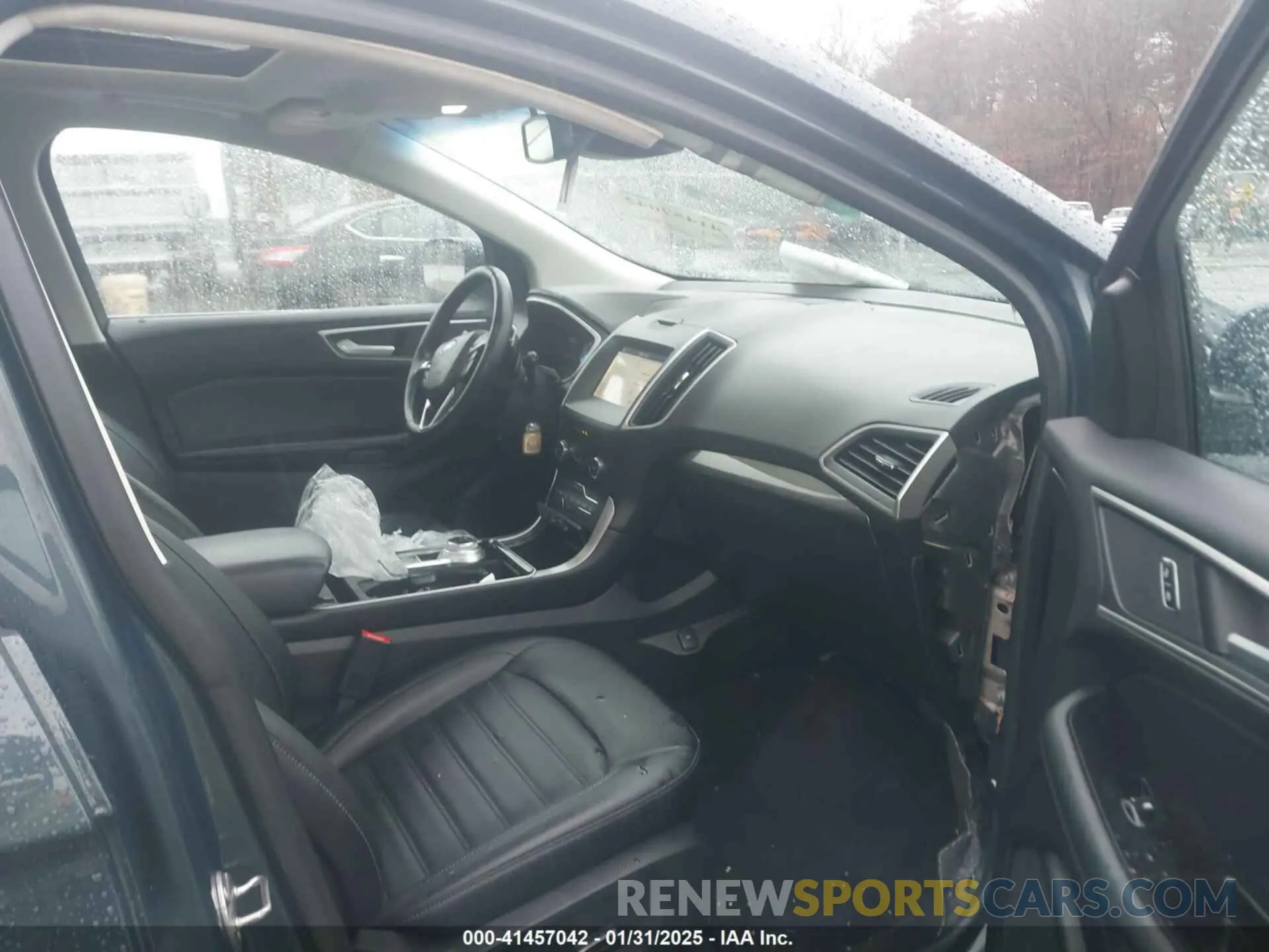 5 Photograph of a damaged car 2FMPK4J92KBC31282 FORD EDGE 2019
