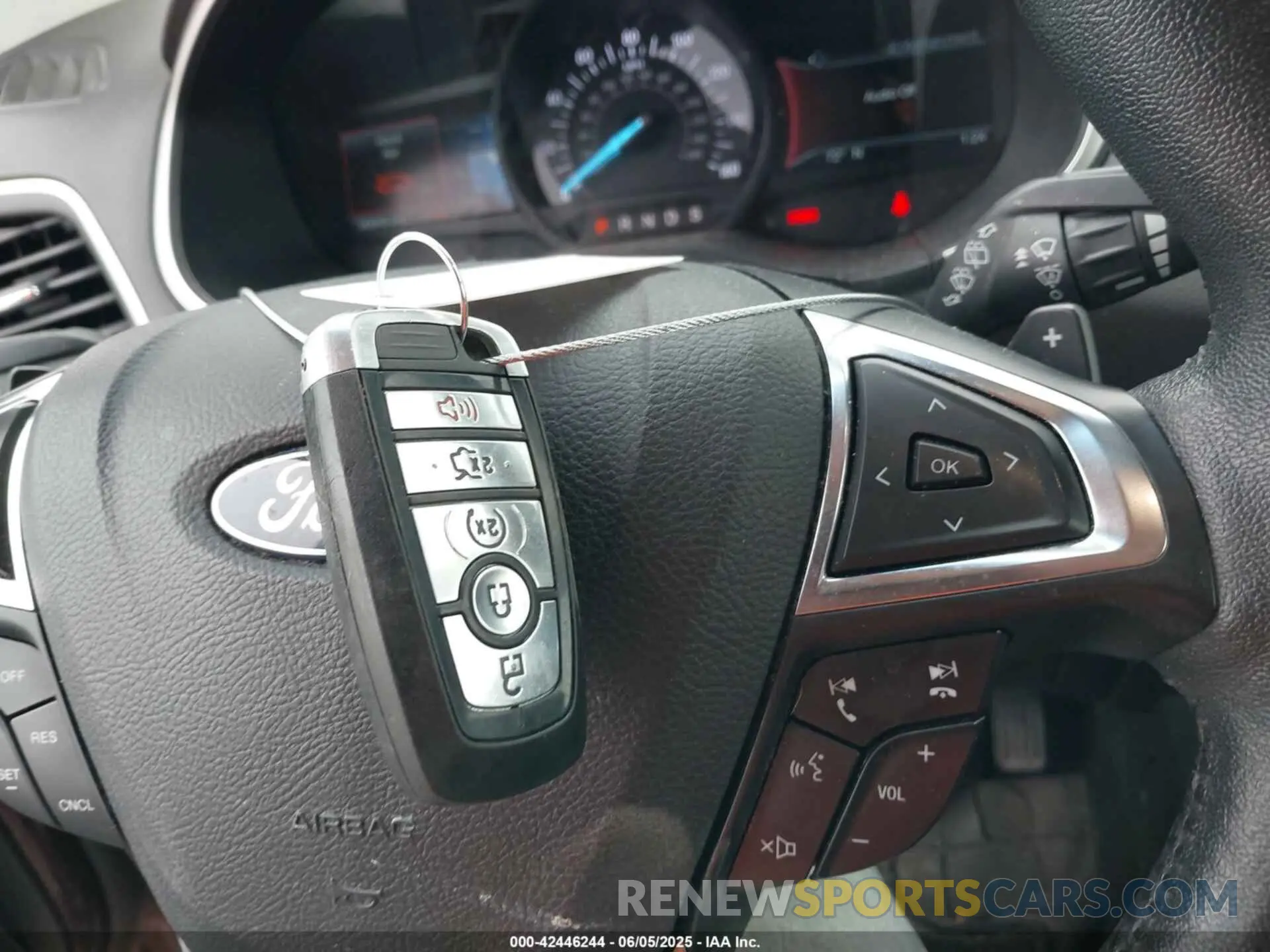 11 Photograph of a damaged car 2FMPK4J93KBB38433 FORD EDGE 2019