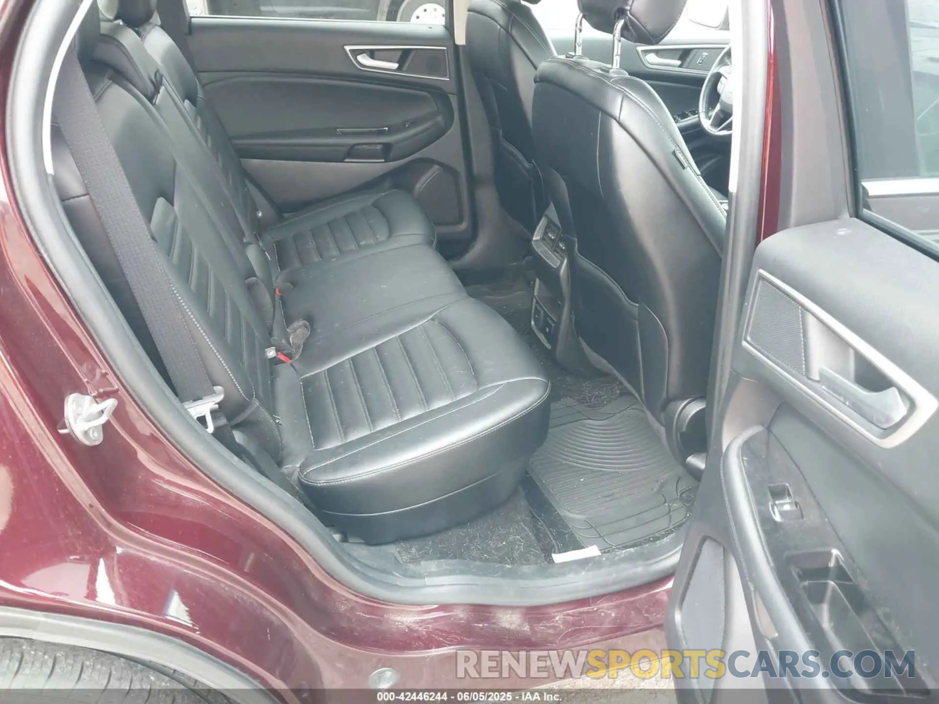 8 Photograph of a damaged car 2FMPK4J93KBB38433 FORD EDGE 2019