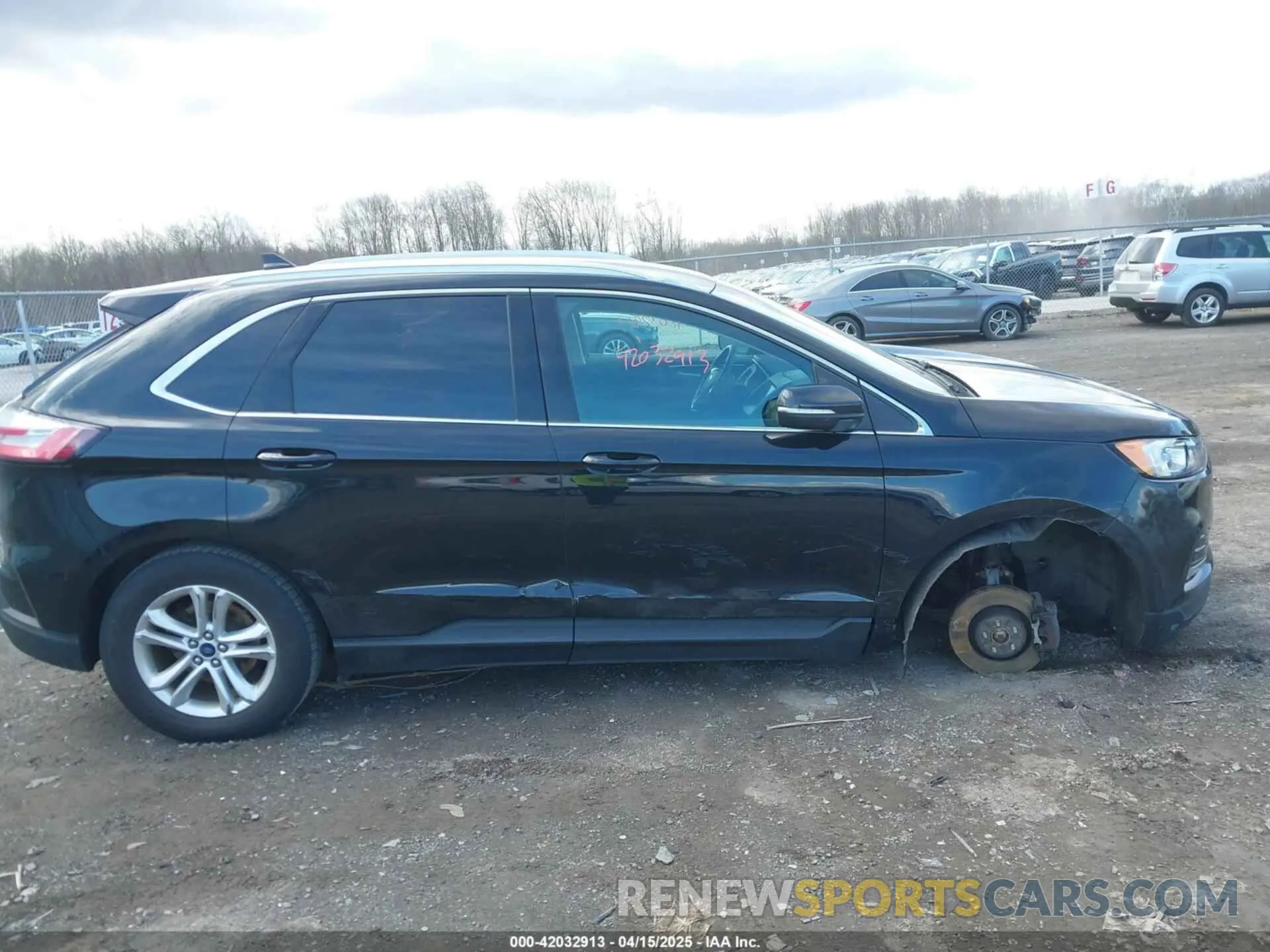 13 Photograph of a damaged car 2FMPK4J93KBB66345 FORD EDGE 2019