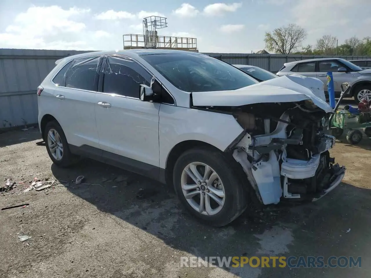 4 Photograph of a damaged car 2FMPK4J93KBB69293 FORD EDGE 2019