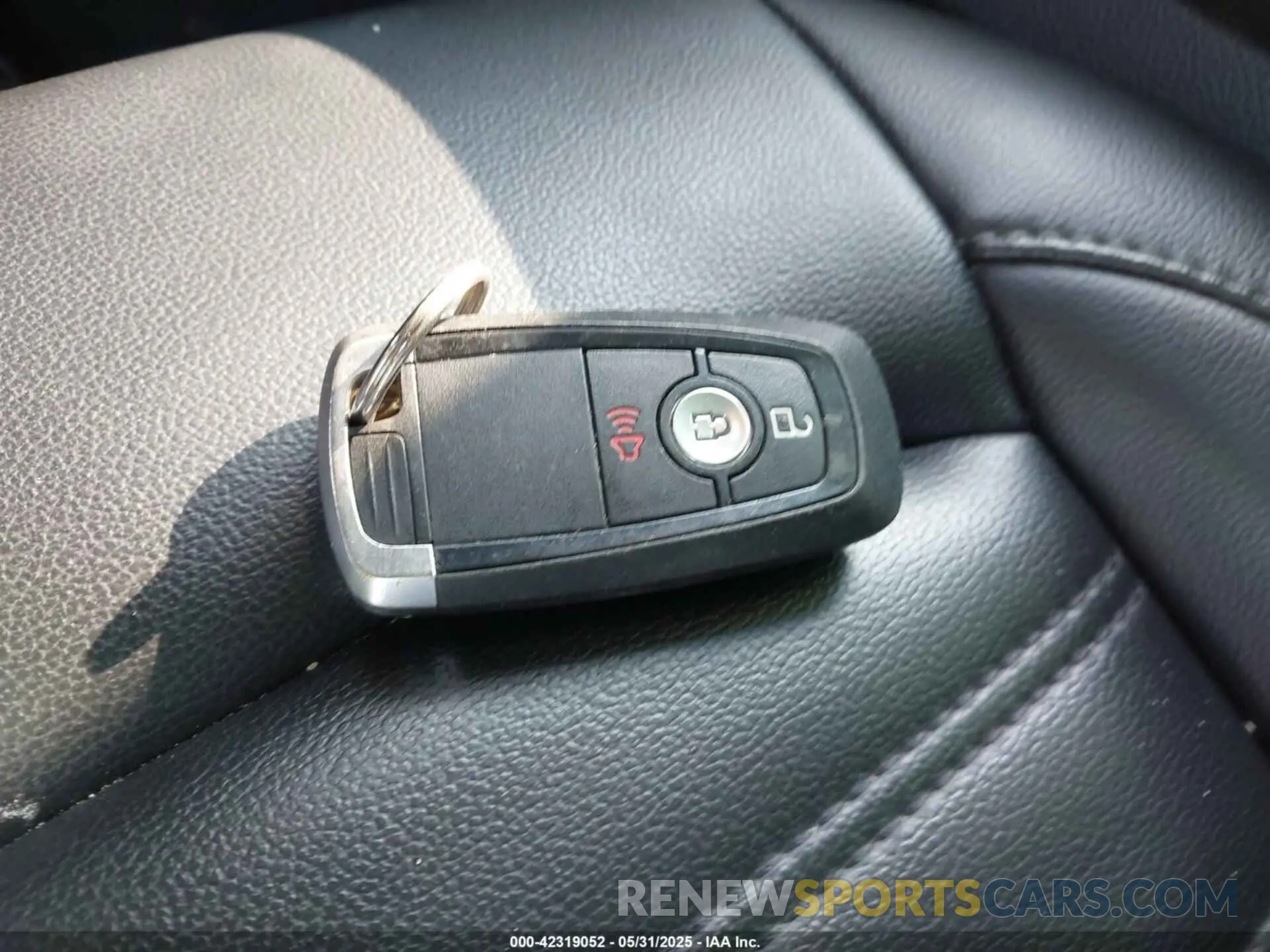 11 Photograph of a damaged car 2FMPK4J94KBB40580 FORD EDGE 2019