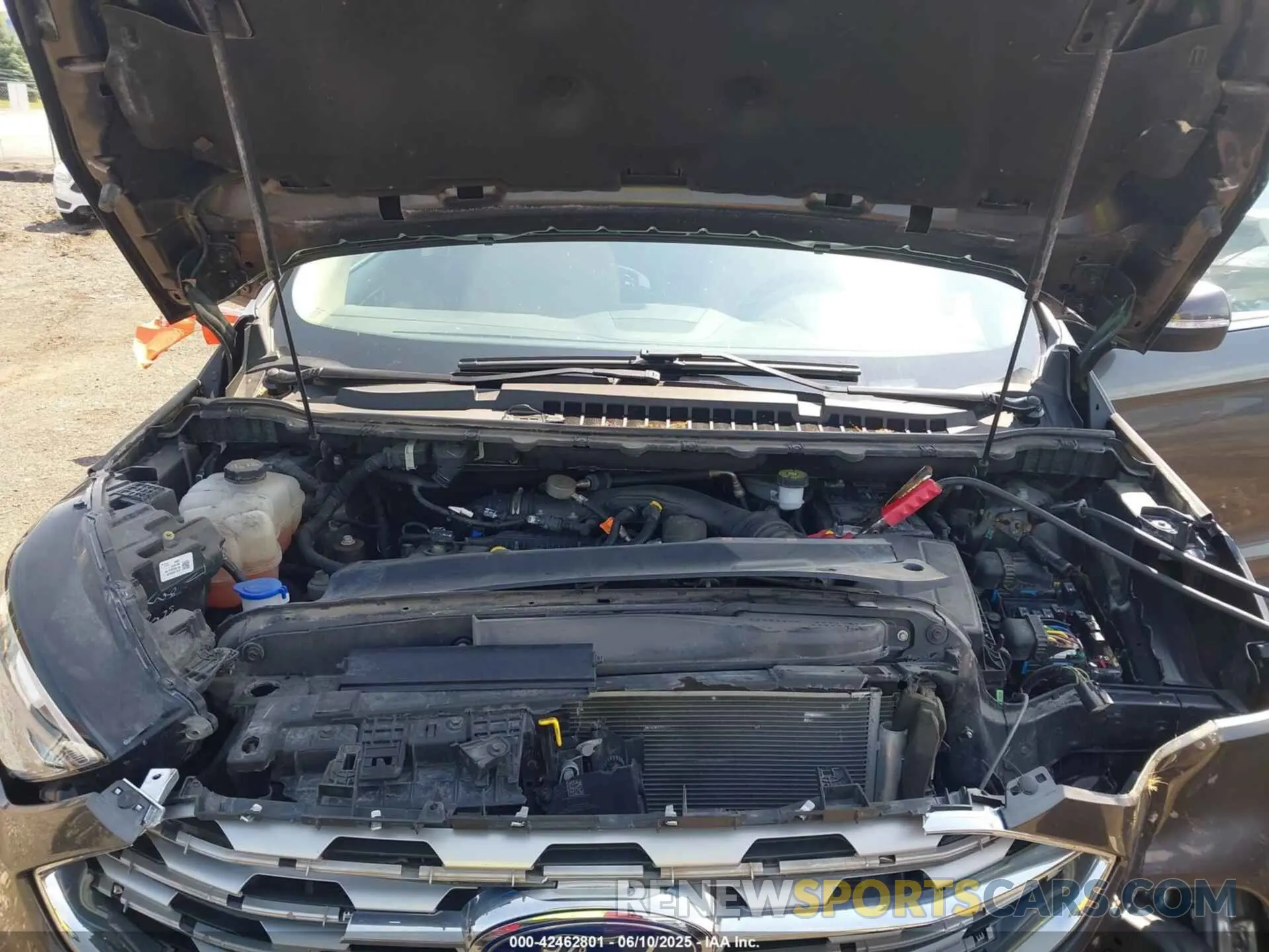 10 Photograph of a damaged car 2FMPK4J94KBB45522 FORD EDGE 2019