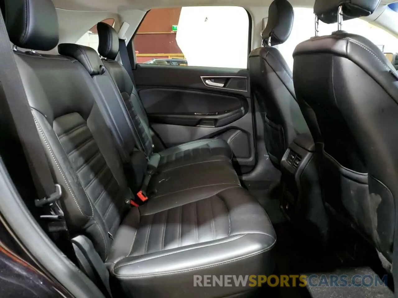 11 Photograph of a damaged car 2FMPK4J94KBC42364 FORD EDGE 2019