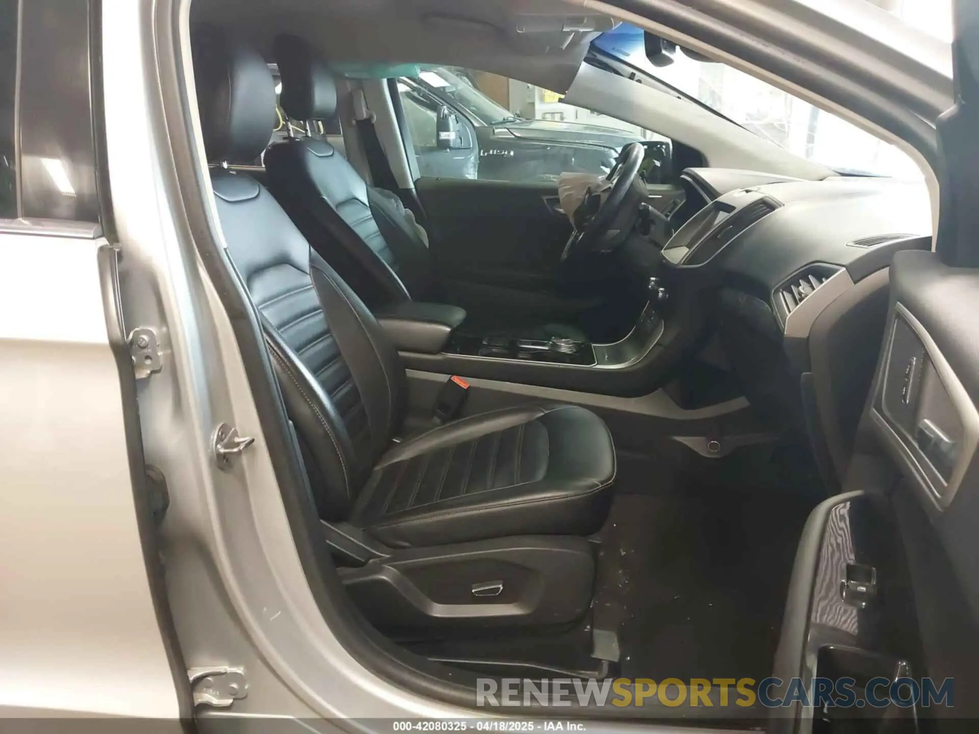 5 Photograph of a damaged car 2FMPK4J95KBB11427 FORD EDGE 2019