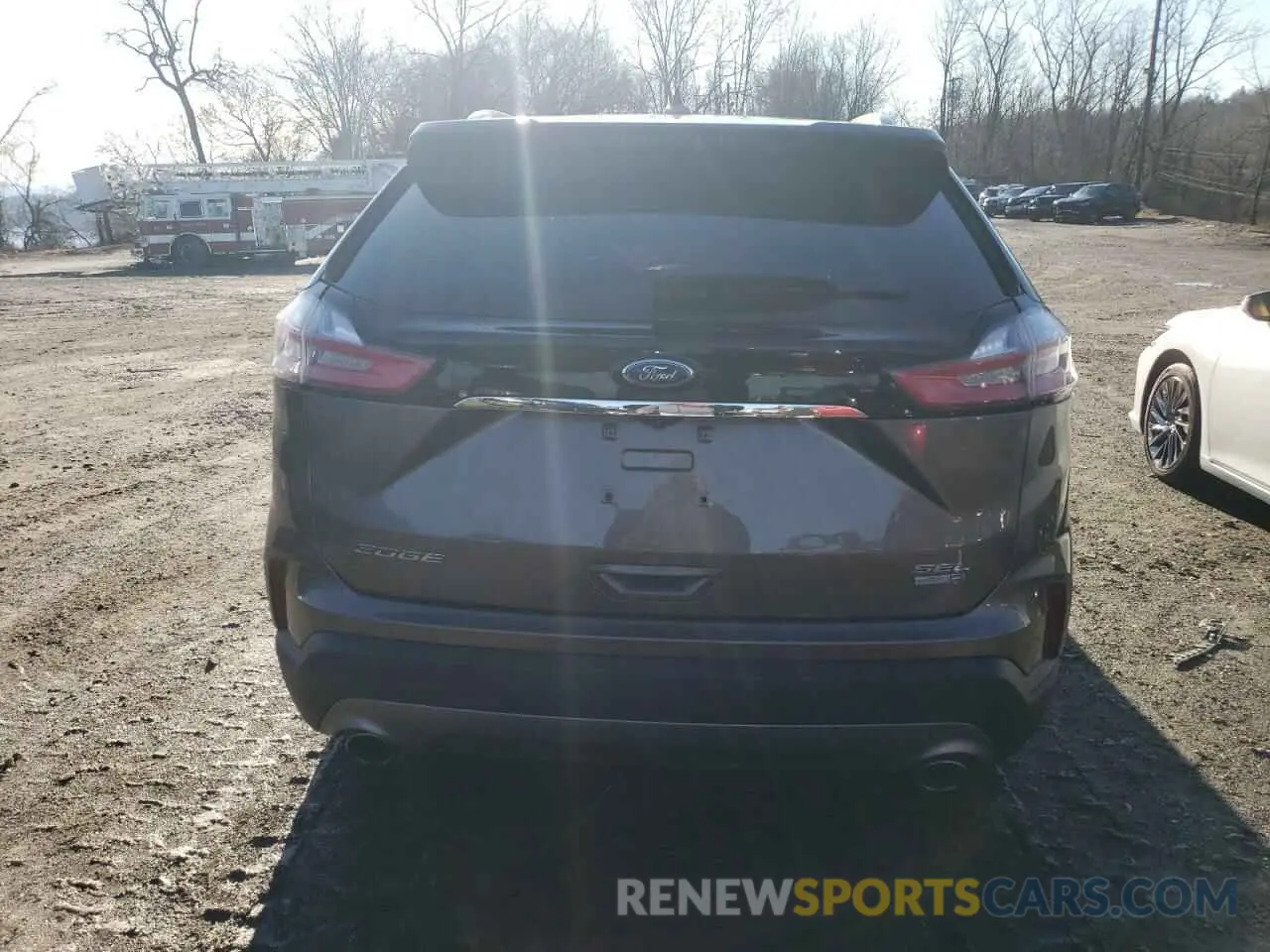 6 Photograph of a damaged car 2FMPK4J95KBB24338 FORD EDGE 2019