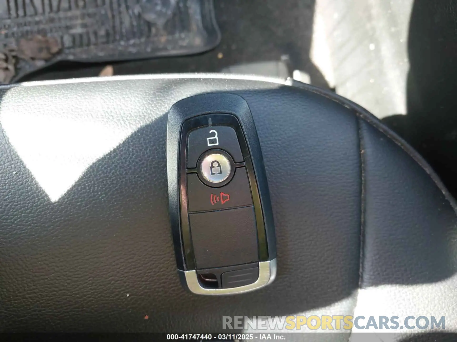 11 Photograph of a damaged car 2FMPK4J95KBC70383 FORD EDGE 2019