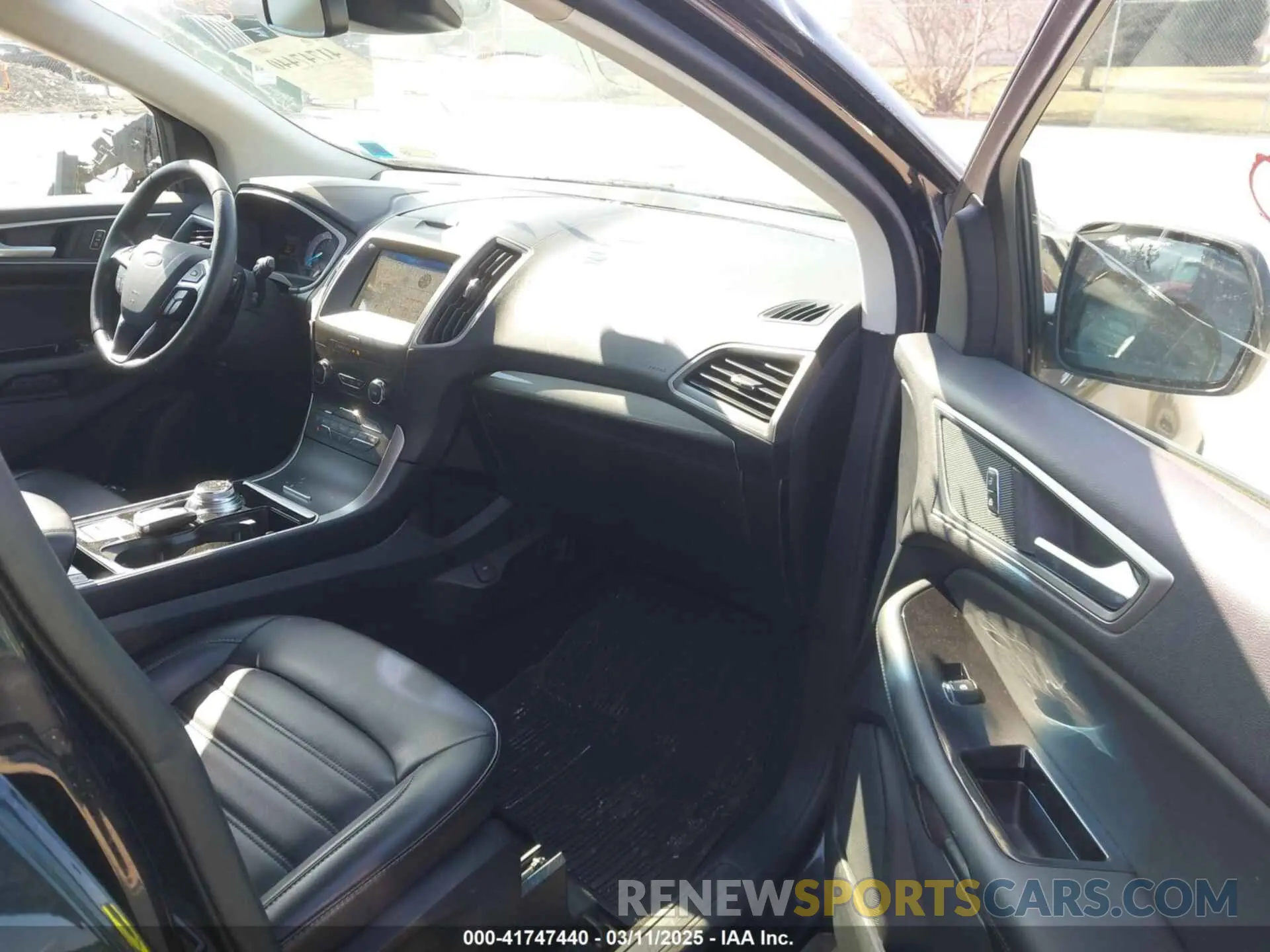 5 Photograph of a damaged car 2FMPK4J95KBC70383 FORD EDGE 2019