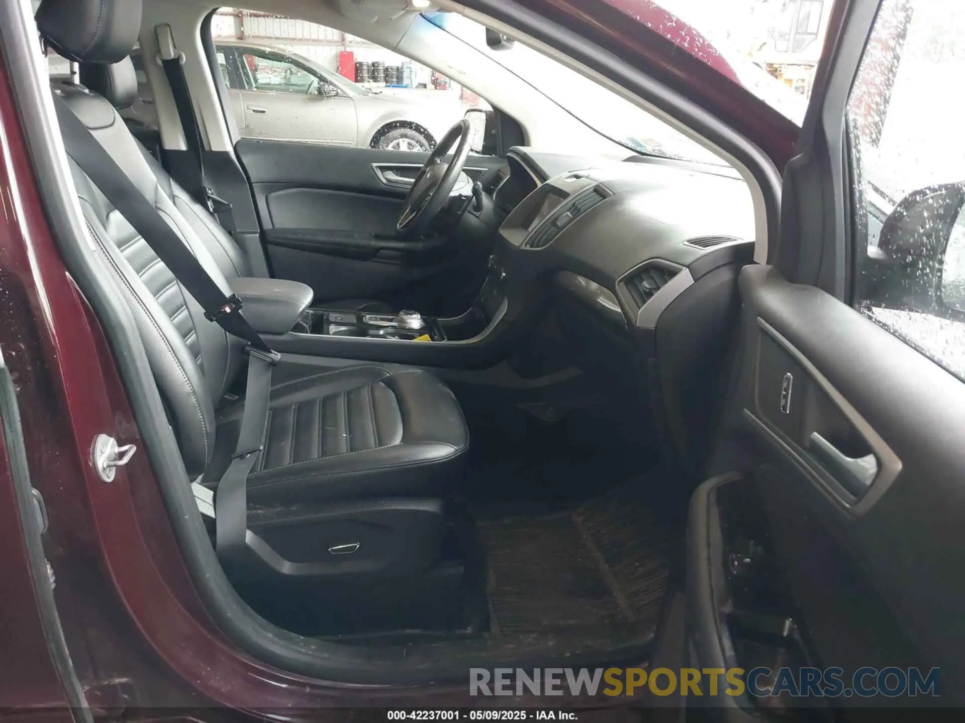 5 Photograph of a damaged car 2FMPK4J96KBB18838 FORD EDGE 2019