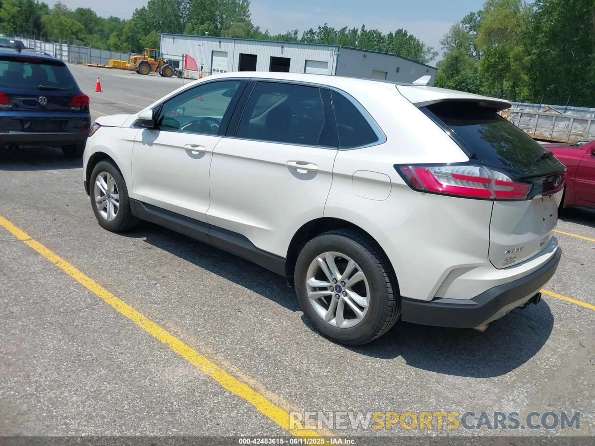 3 Photograph of a damaged car 2FMPK4J96KBB36191 FORD EDGE 2019