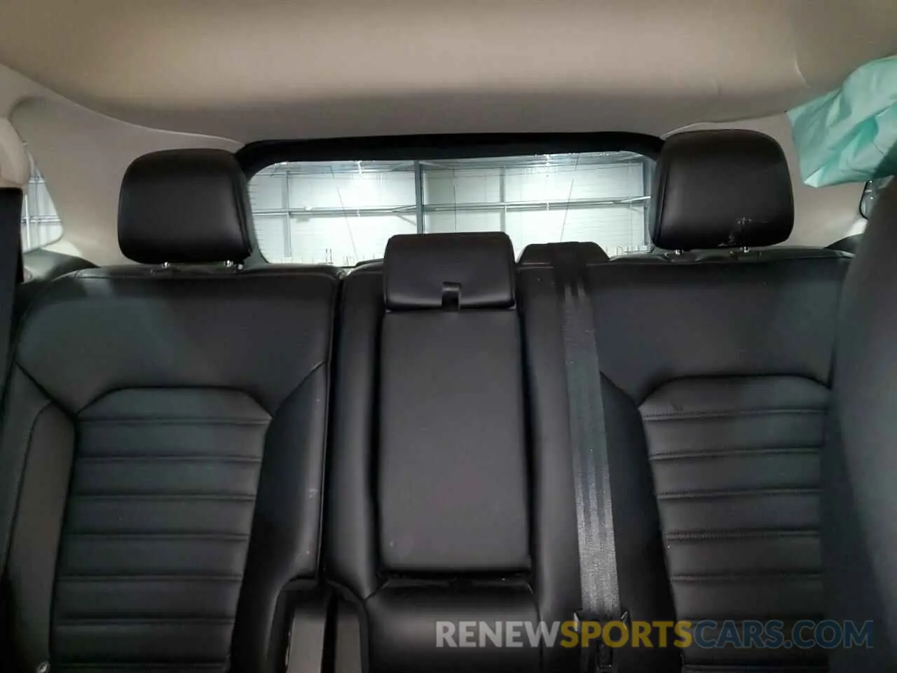 10 Photograph of a damaged car 2FMPK4J96KBB69644 FORD EDGE 2019