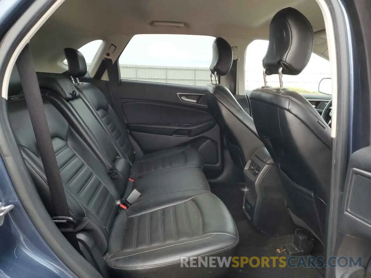 10 Photograph of a damaged car 2FMPK4J96KBC18504 FORD EDGE 2019