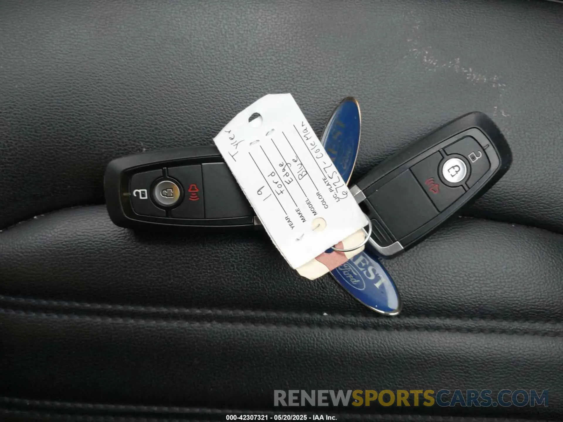 11 Photograph of a damaged car 2FMPK4J96KBC19149 FORD EDGE 2019