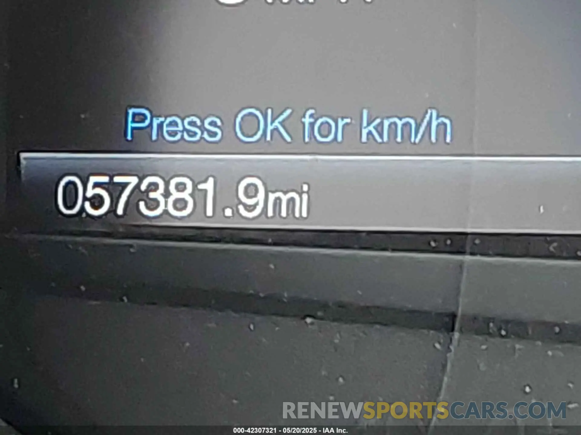 16 Photograph of a damaged car 2FMPK4J96KBC19149 FORD EDGE 2019