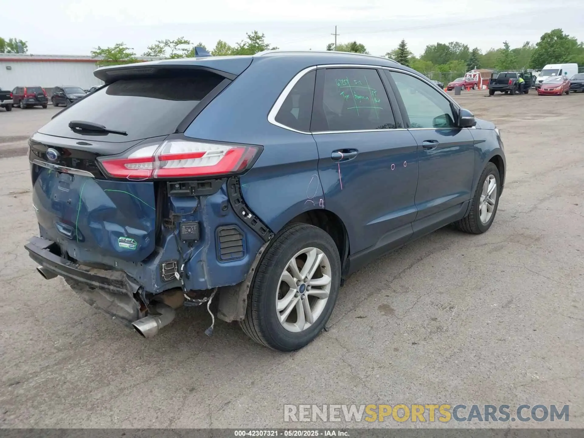4 Photograph of a damaged car 2FMPK4J96KBC19149 FORD EDGE 2019