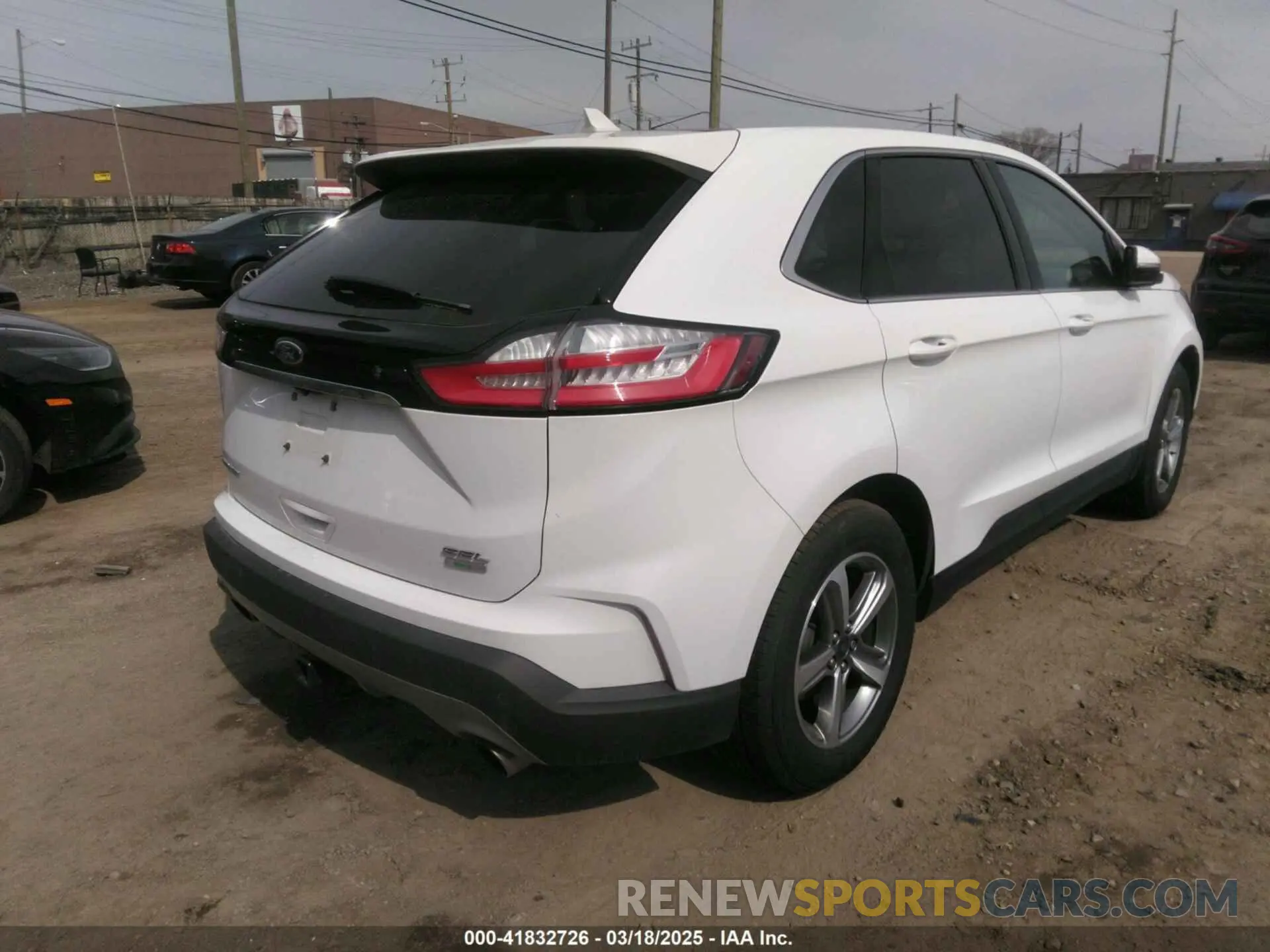 4 Photograph of a damaged car 2FMPK4J96KBC26540 FORD EDGE 2019