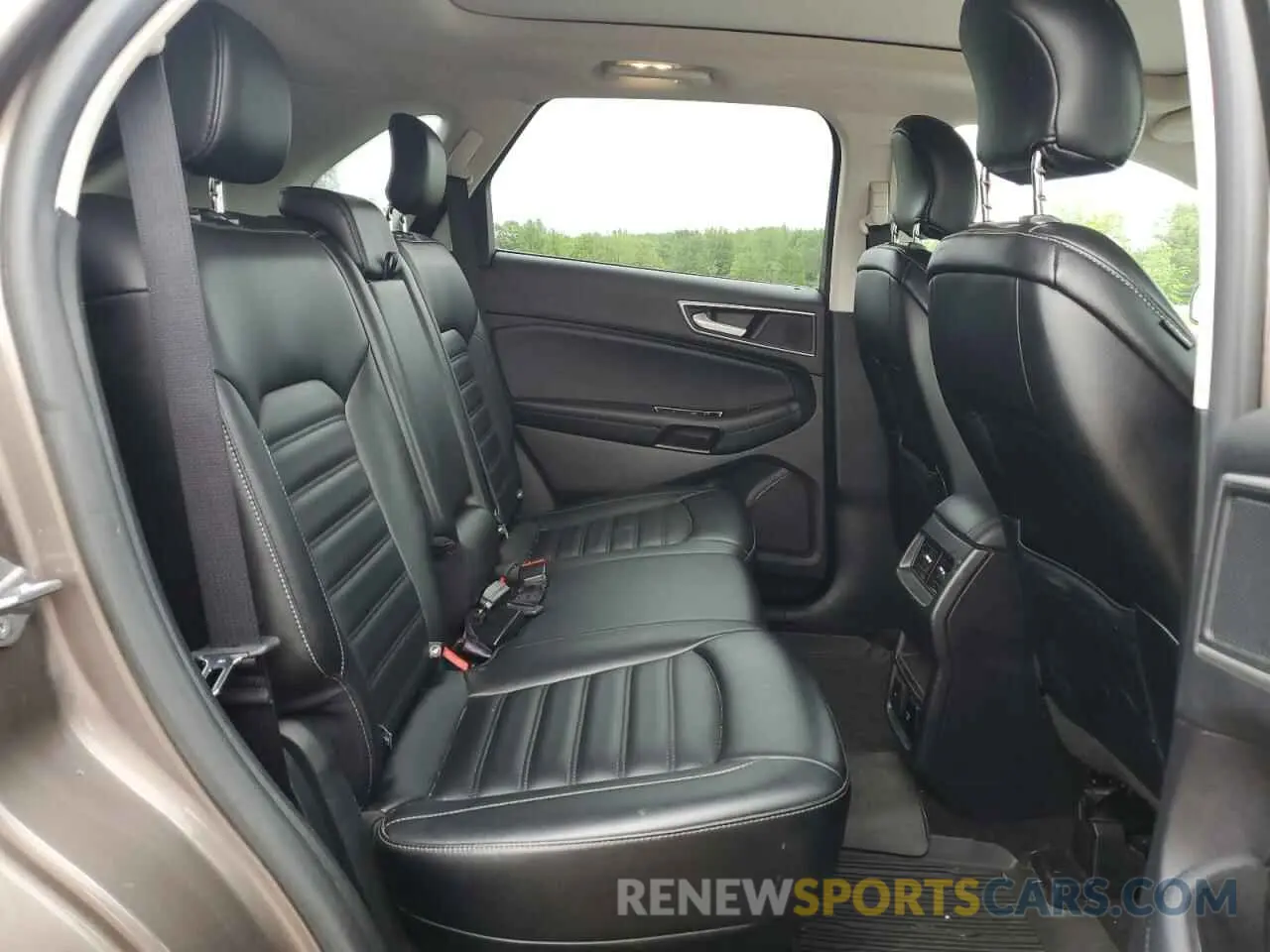 11 Photograph of a damaged car 2FMPK4J97KBB03622 FORD EDGE 2019