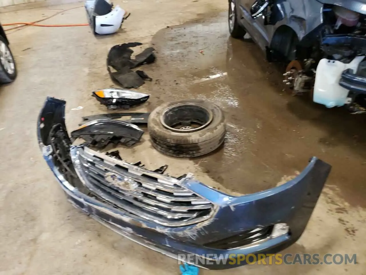 13 Photograph of a damaged car 2FMPK4J97KBC18477 FORD EDGE 2019