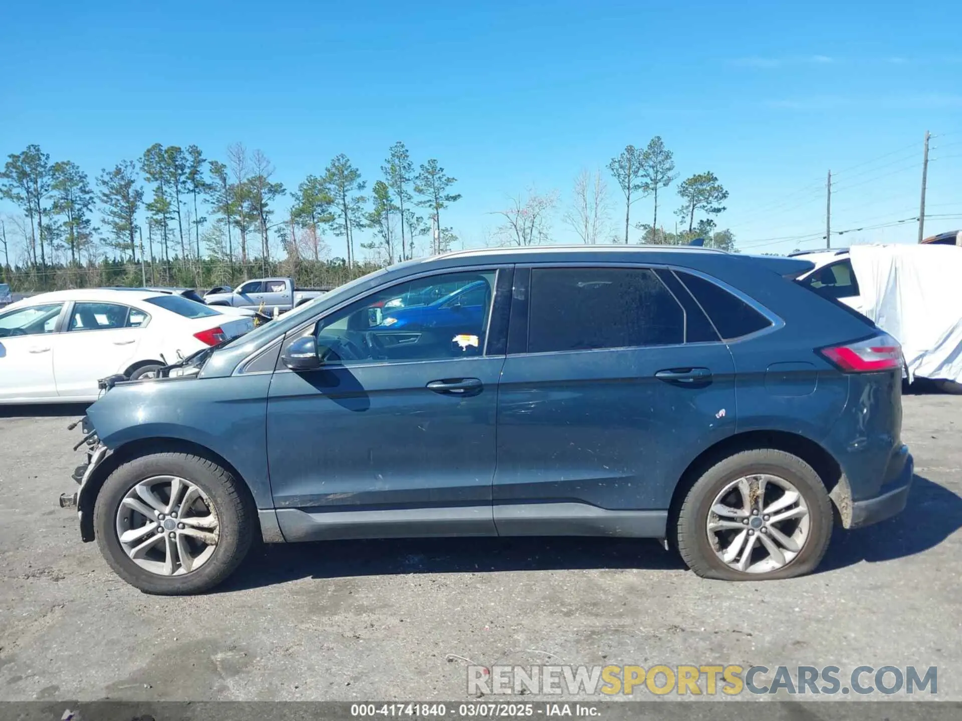 14 Photograph of a damaged car 2FMPK4J98KBB68754 FORD EDGE 2019