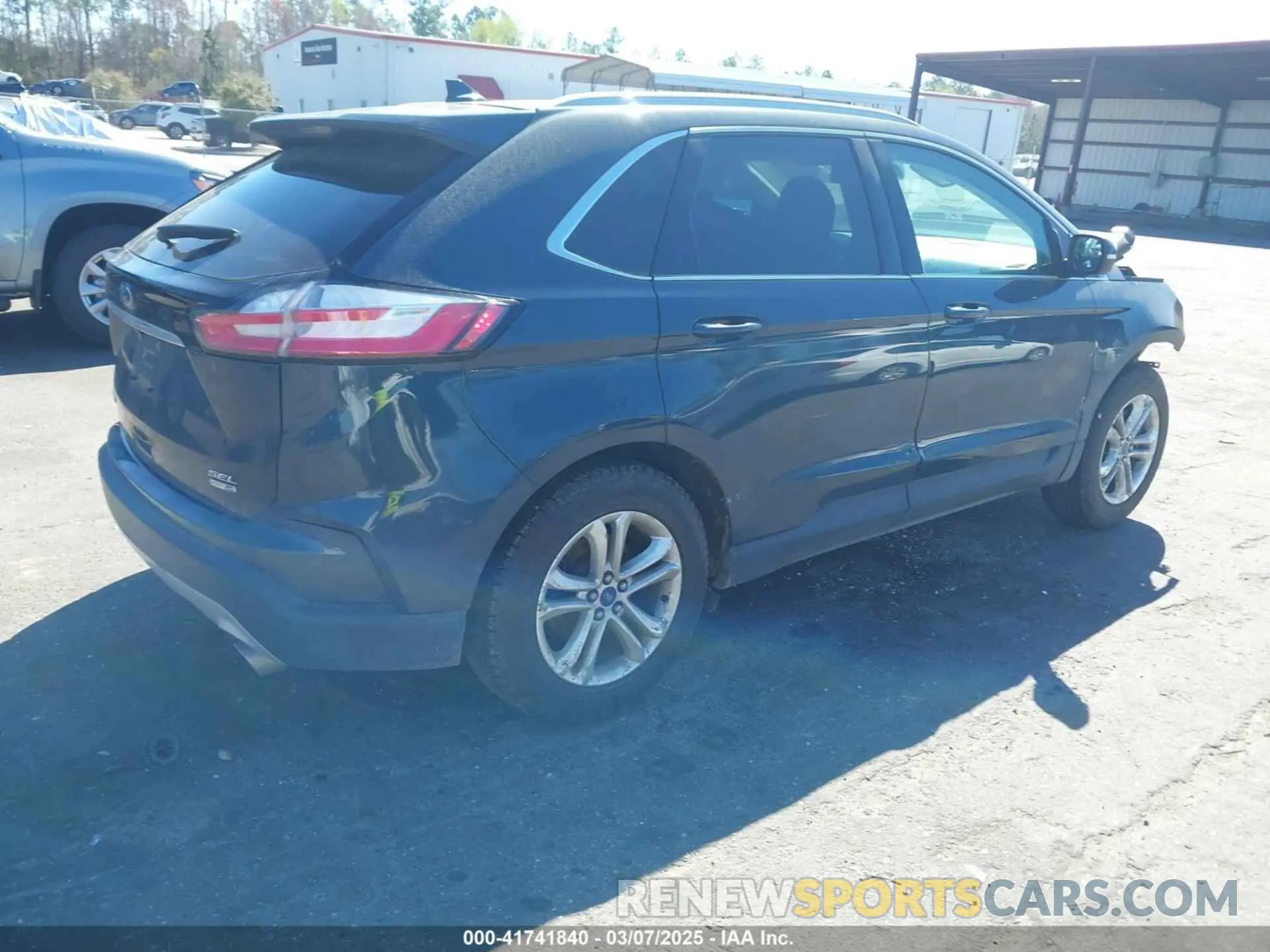 4 Photograph of a damaged car 2FMPK4J98KBB68754 FORD EDGE 2019
