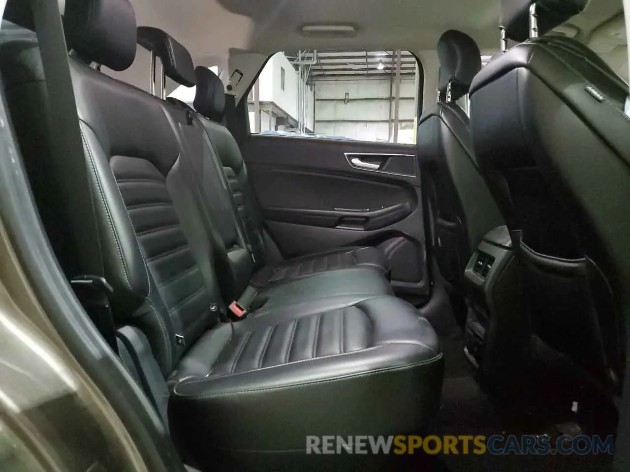 11 Photograph of a damaged car 2FMPK4J98KBB72965 FORD EDGE 2019