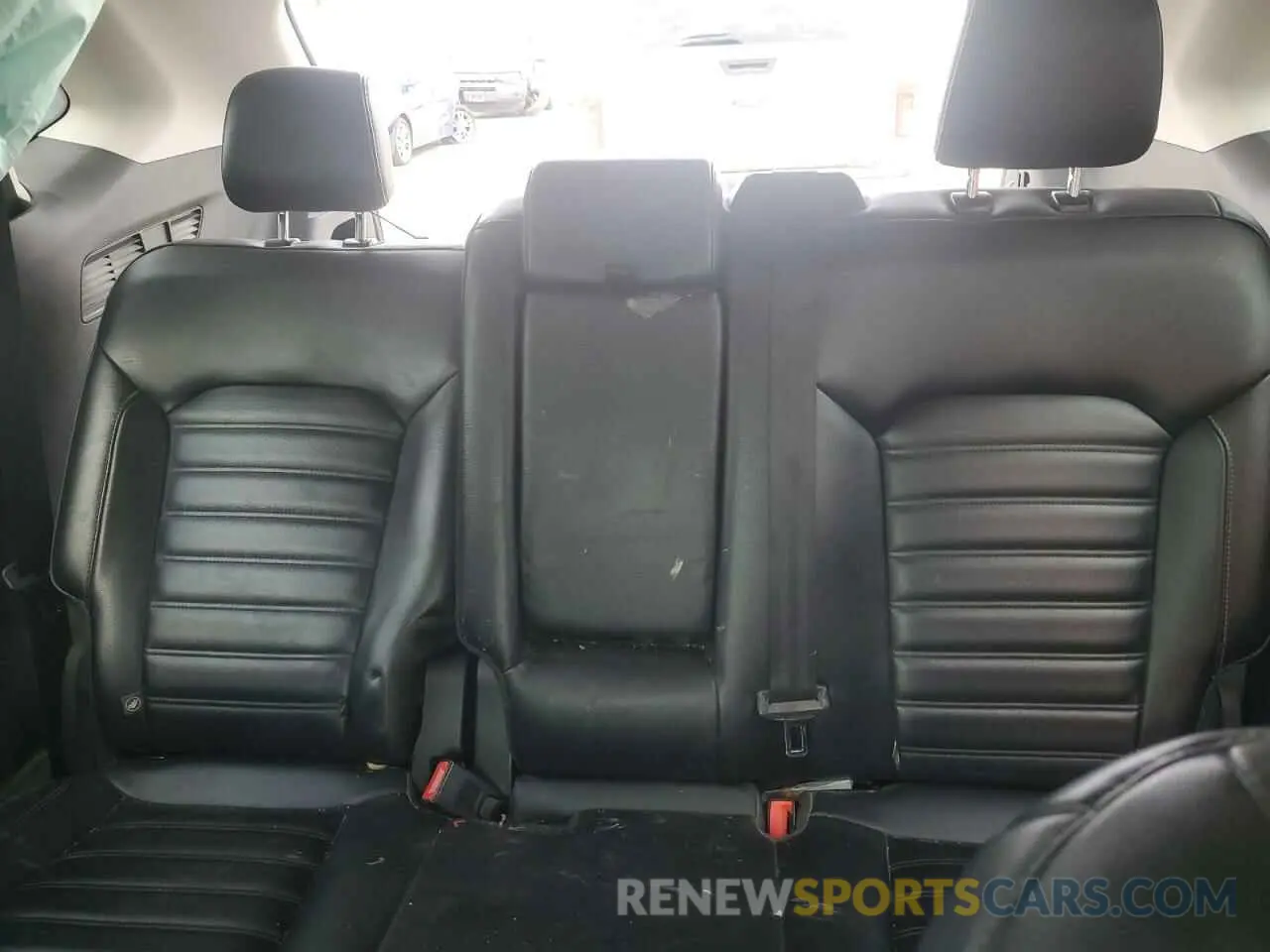 10 Photograph of a damaged car 2FMPK4J98KBC47471 FORD EDGE 2019