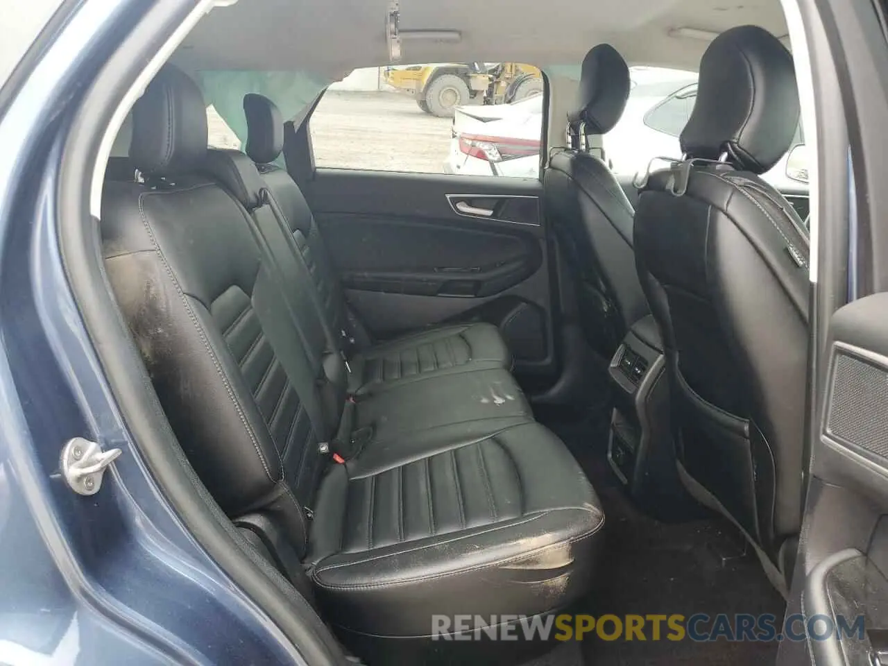 11 Photograph of a damaged car 2FMPK4J99KBB33916 FORD EDGE 2019