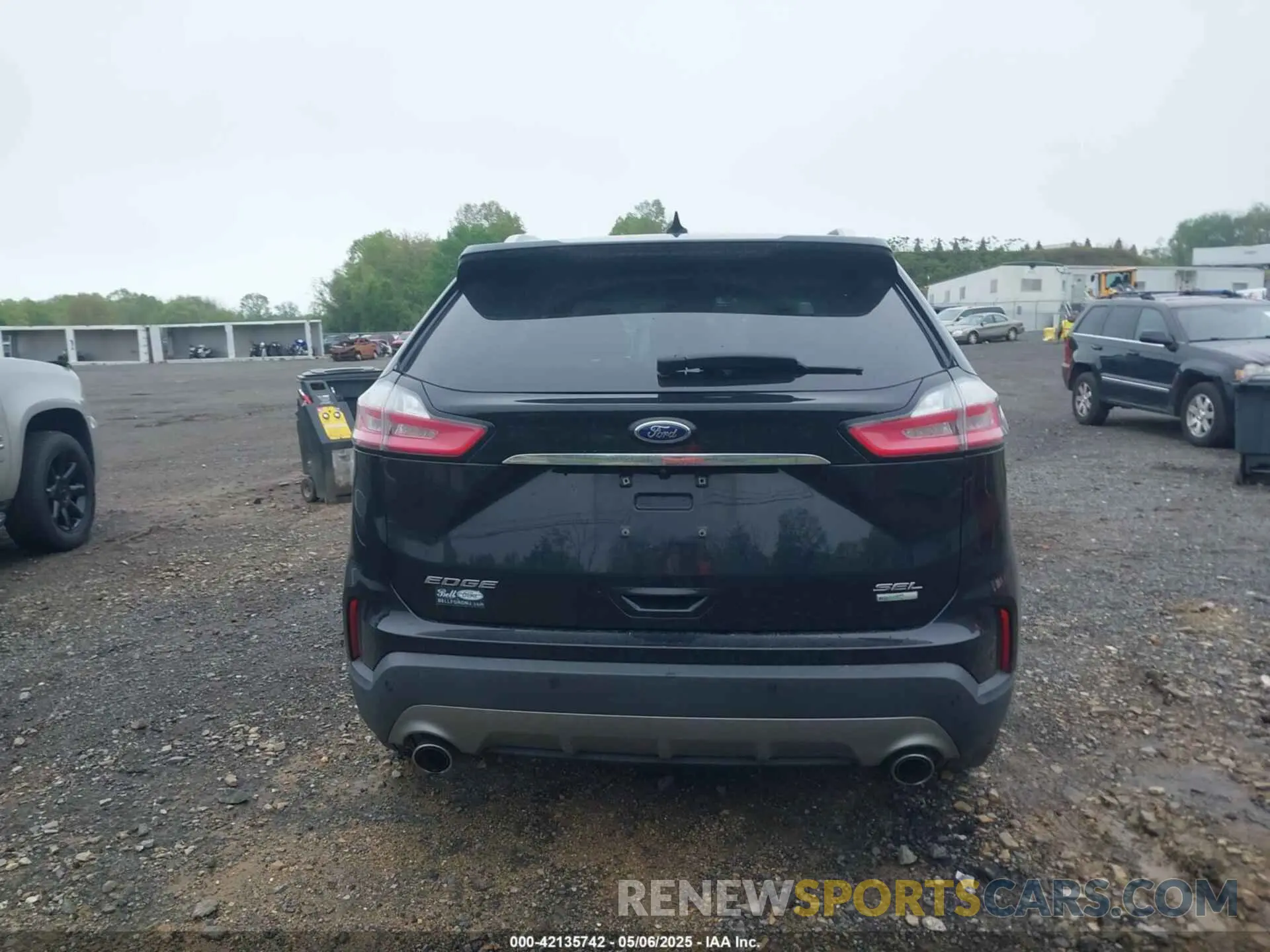 16 Photograph of a damaged car 2FMPK4J99KBC13622 FORD EDGE 2019