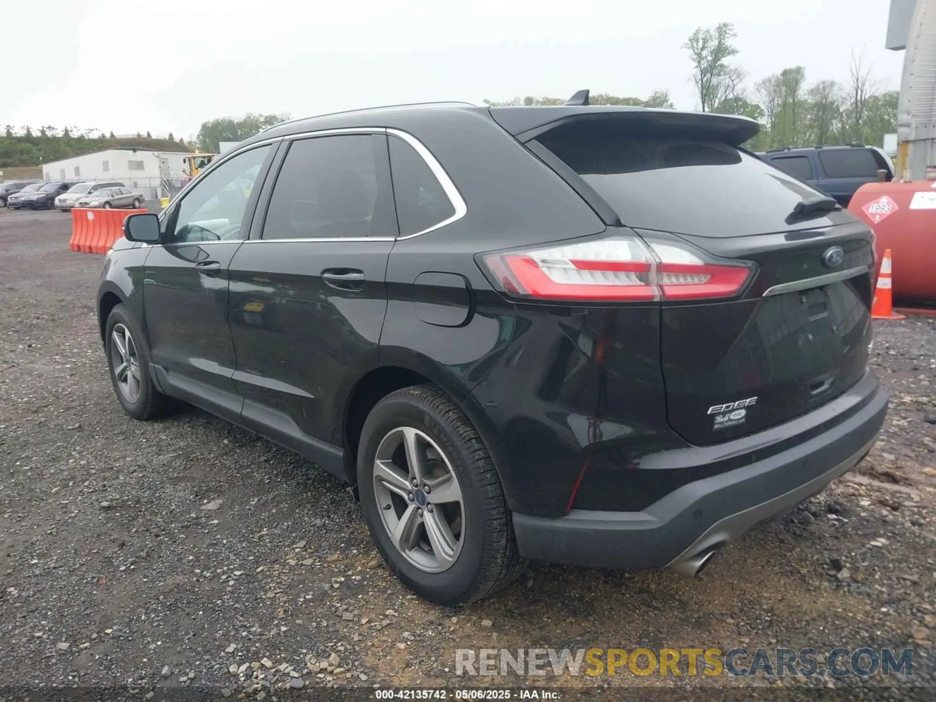 3 Photograph of a damaged car 2FMPK4J99KBC13622 FORD EDGE 2019