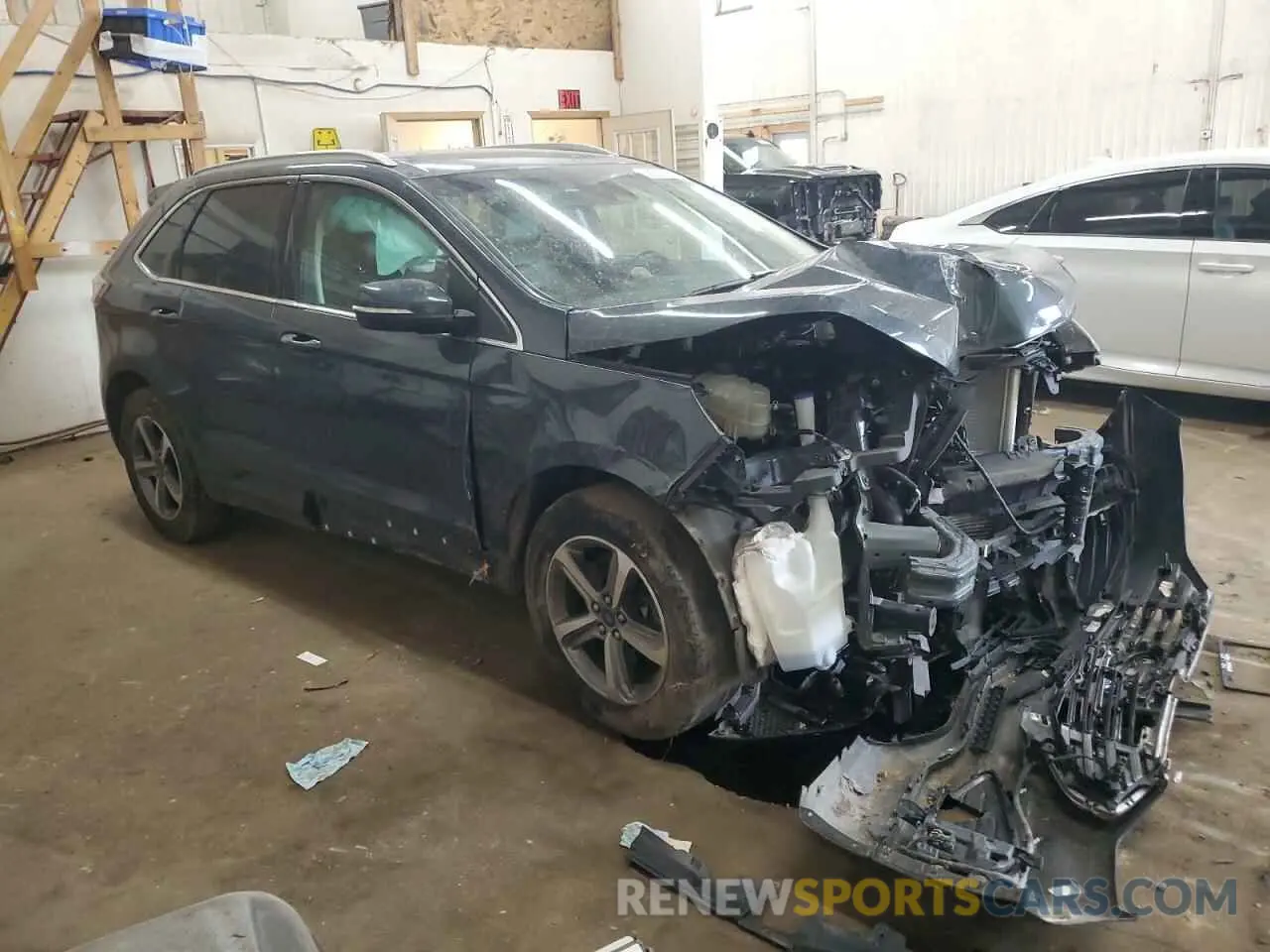 4 Photograph of a damaged car 2FMPK4J99KBC48175 FORD EDGE 2019