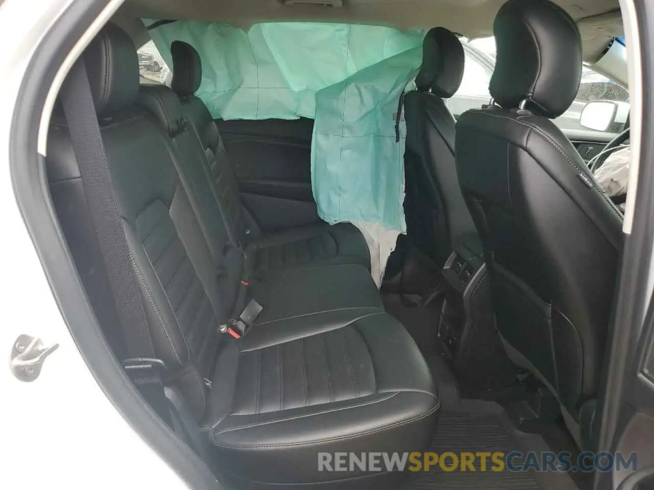 10 Photograph of a damaged car 2FMPK4J99KBC60455 FORD EDGE 2019