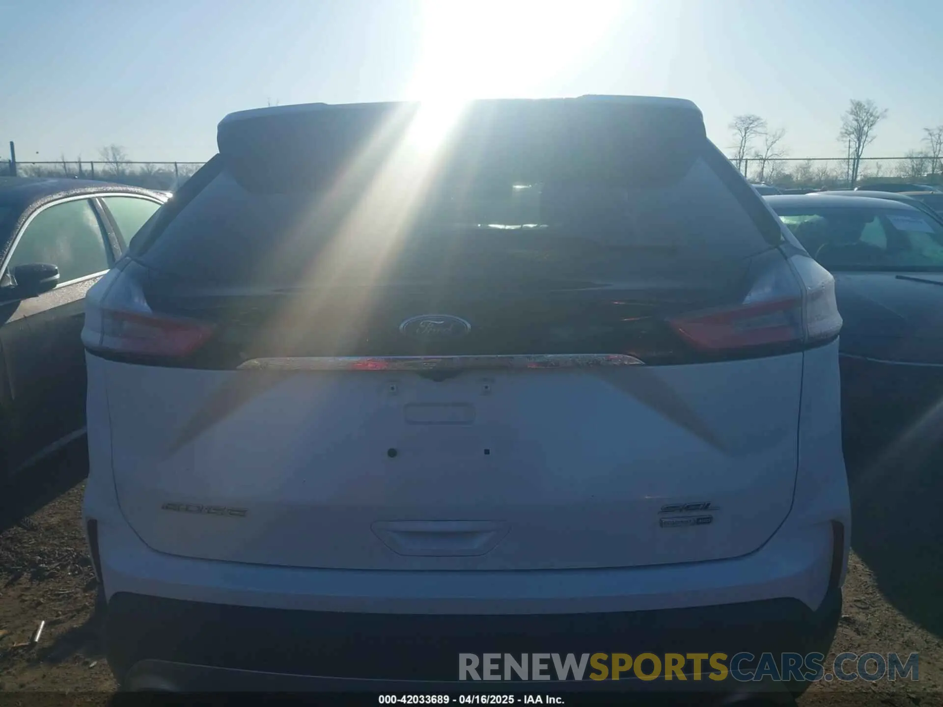 15 Photograph of a damaged car 2FMPK4J9XKBB27140 FORD EDGE 2019