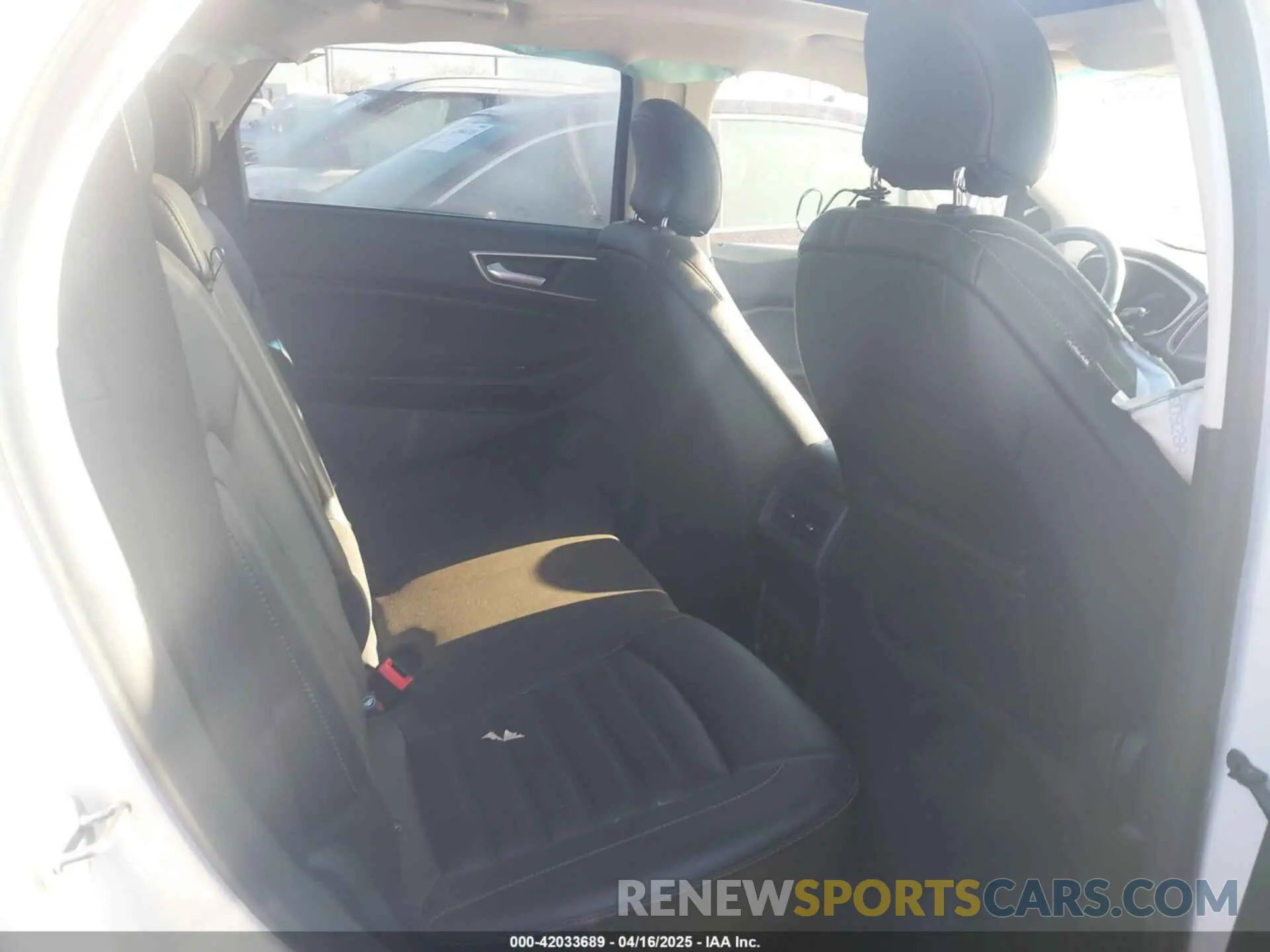 8 Photograph of a damaged car 2FMPK4J9XKBB27140 FORD EDGE 2019