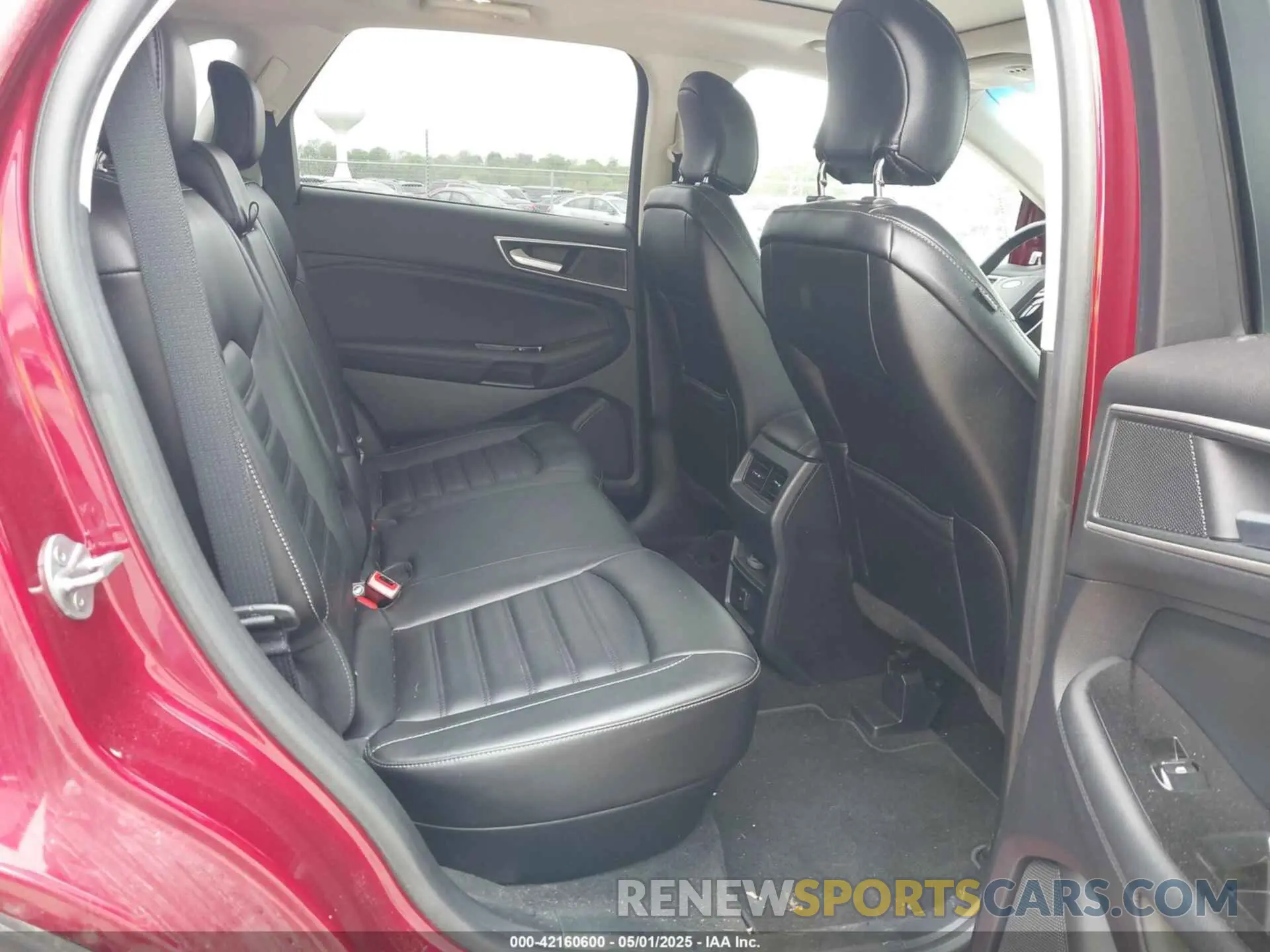 8 Photograph of a damaged car 2FMPK4J9XKBC05674 FORD EDGE 2019