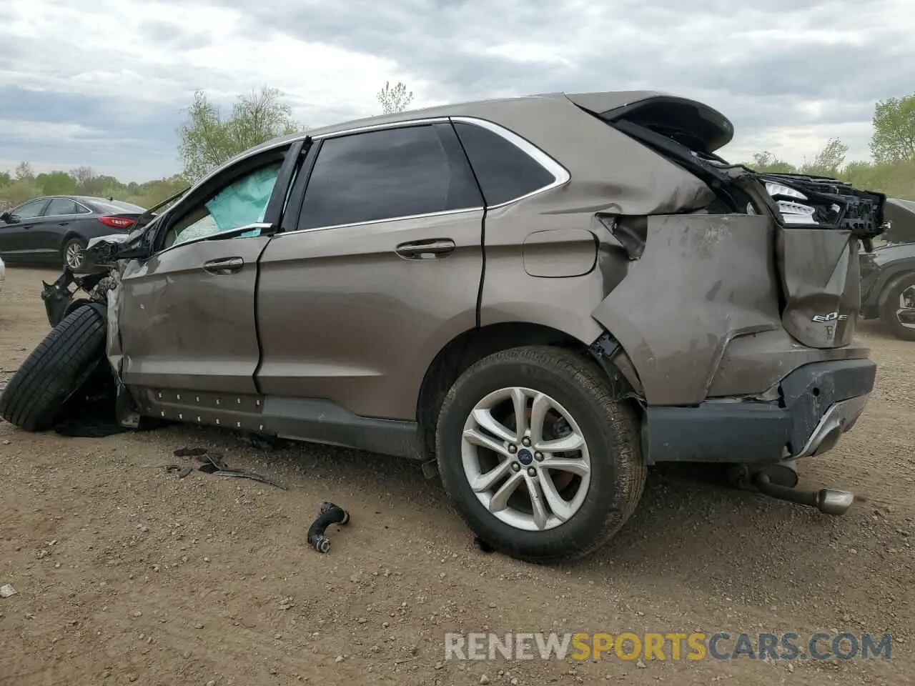 2 Photograph of a damaged car 2FMPK4J9XKBC64000 FORD EDGE 2019